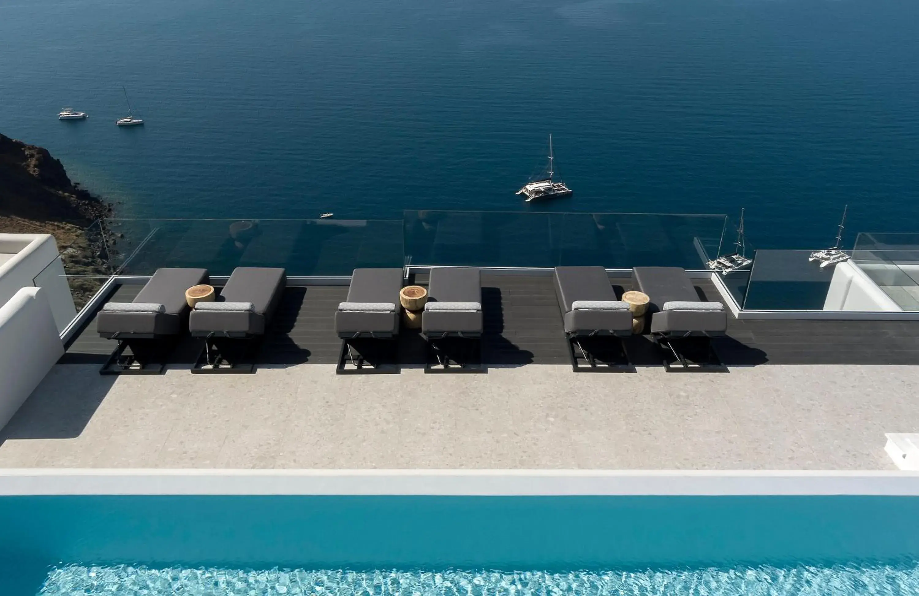 Pool view in Hom Santorini Pool view in Hom Santorini