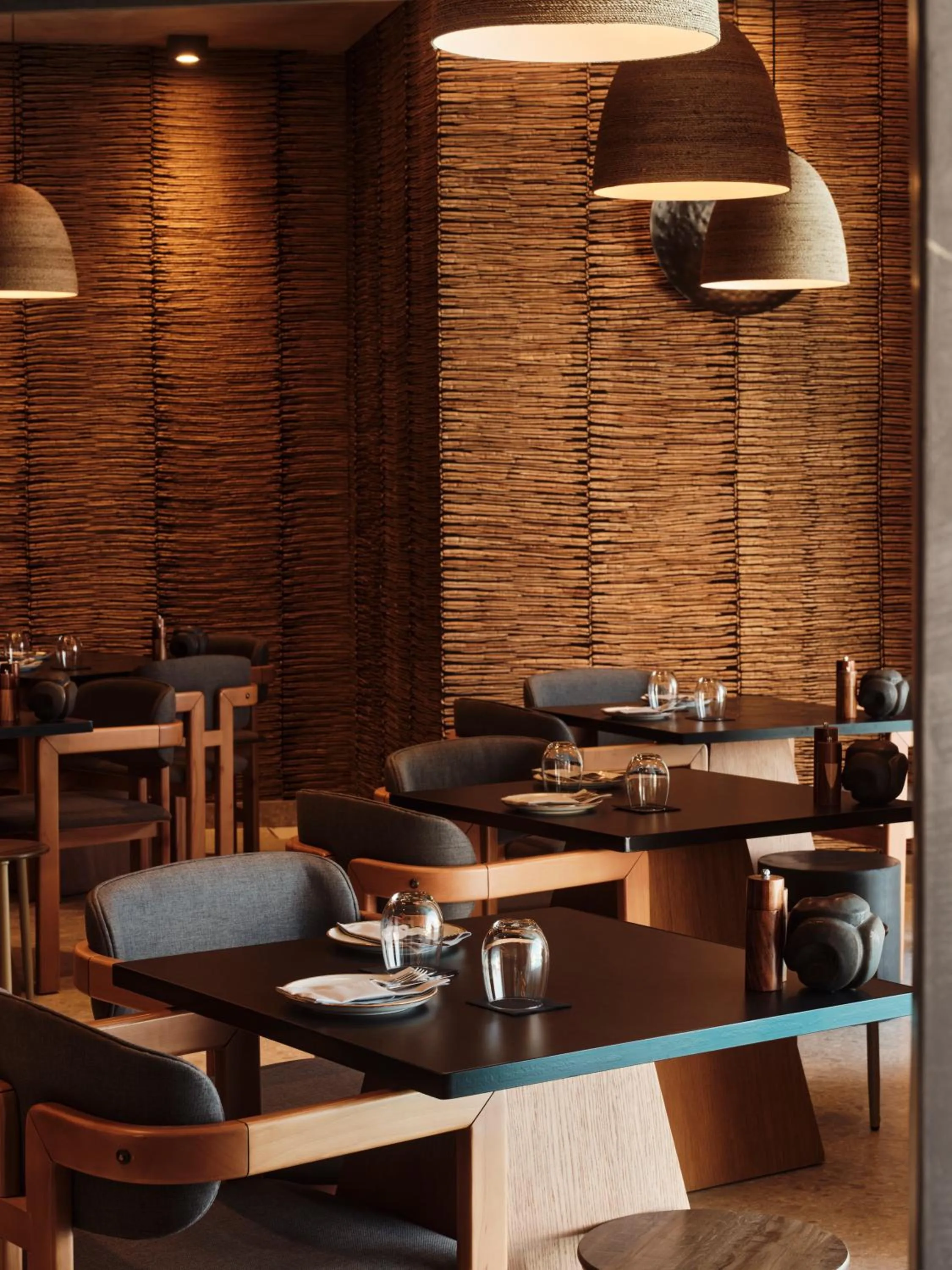 Restaurant/places to eat in Hom Santorini