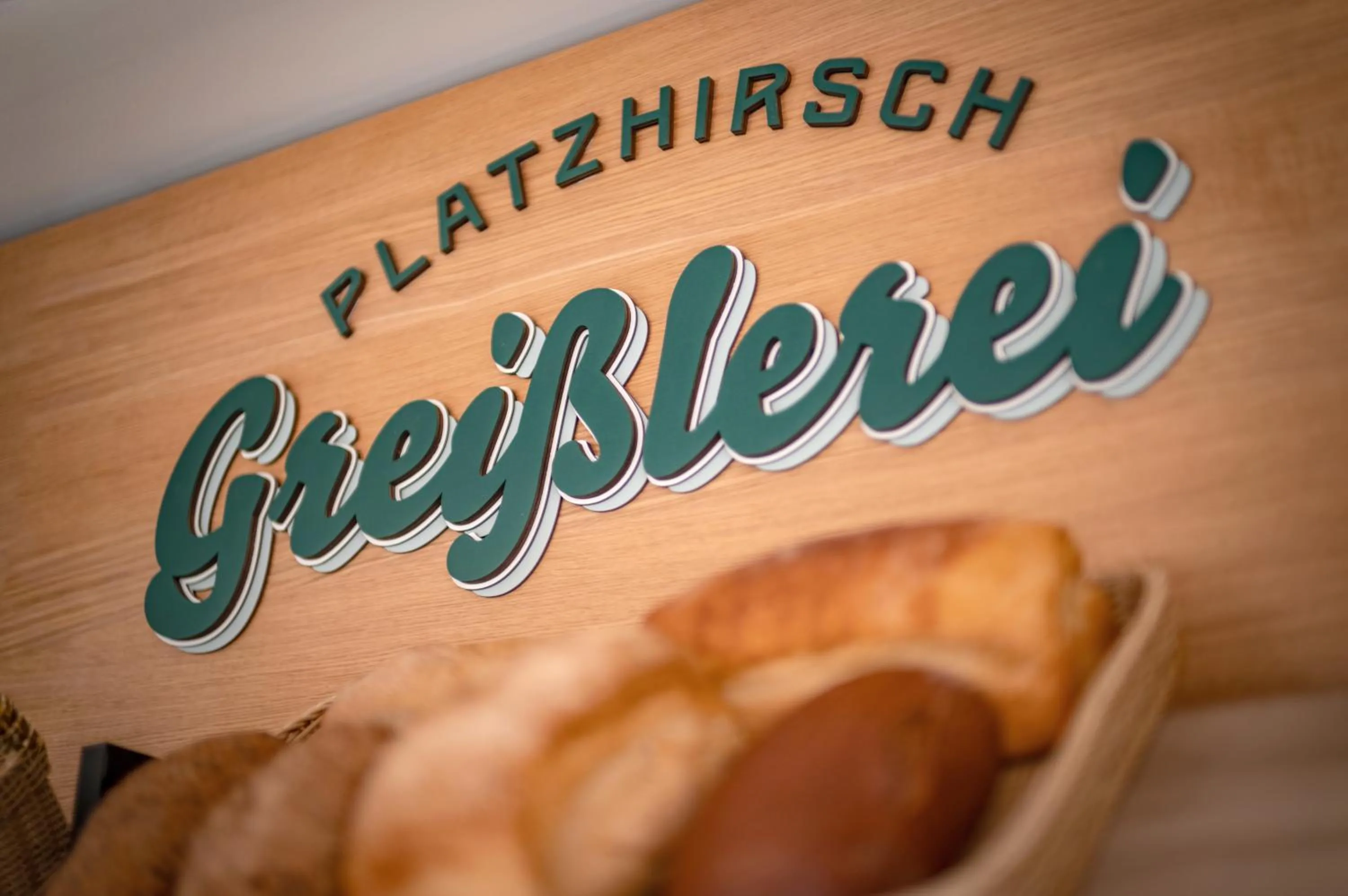 Restaurant/places to eat in Platzhirsch Kufstein