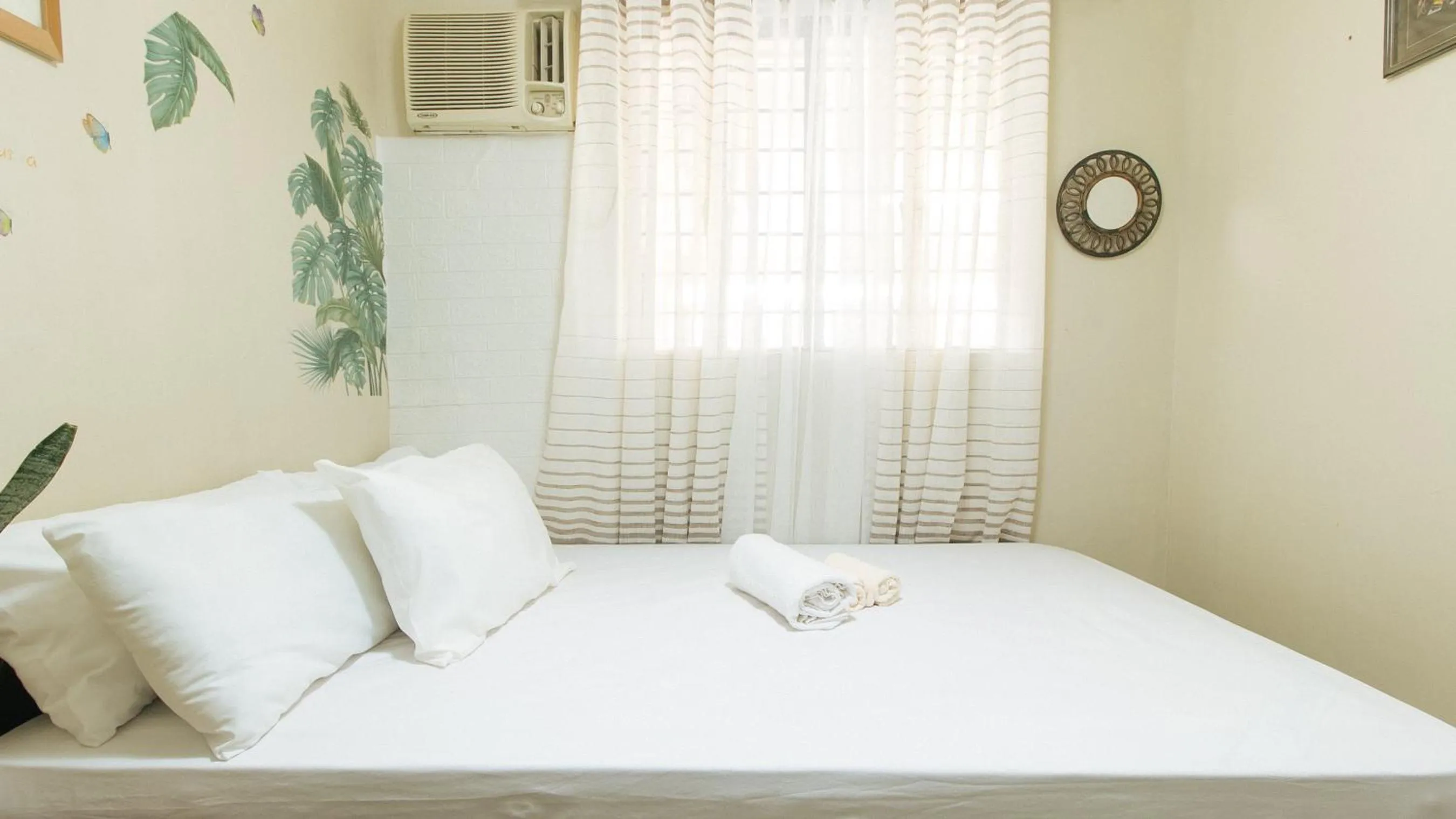 Bed in Jb's Transient House