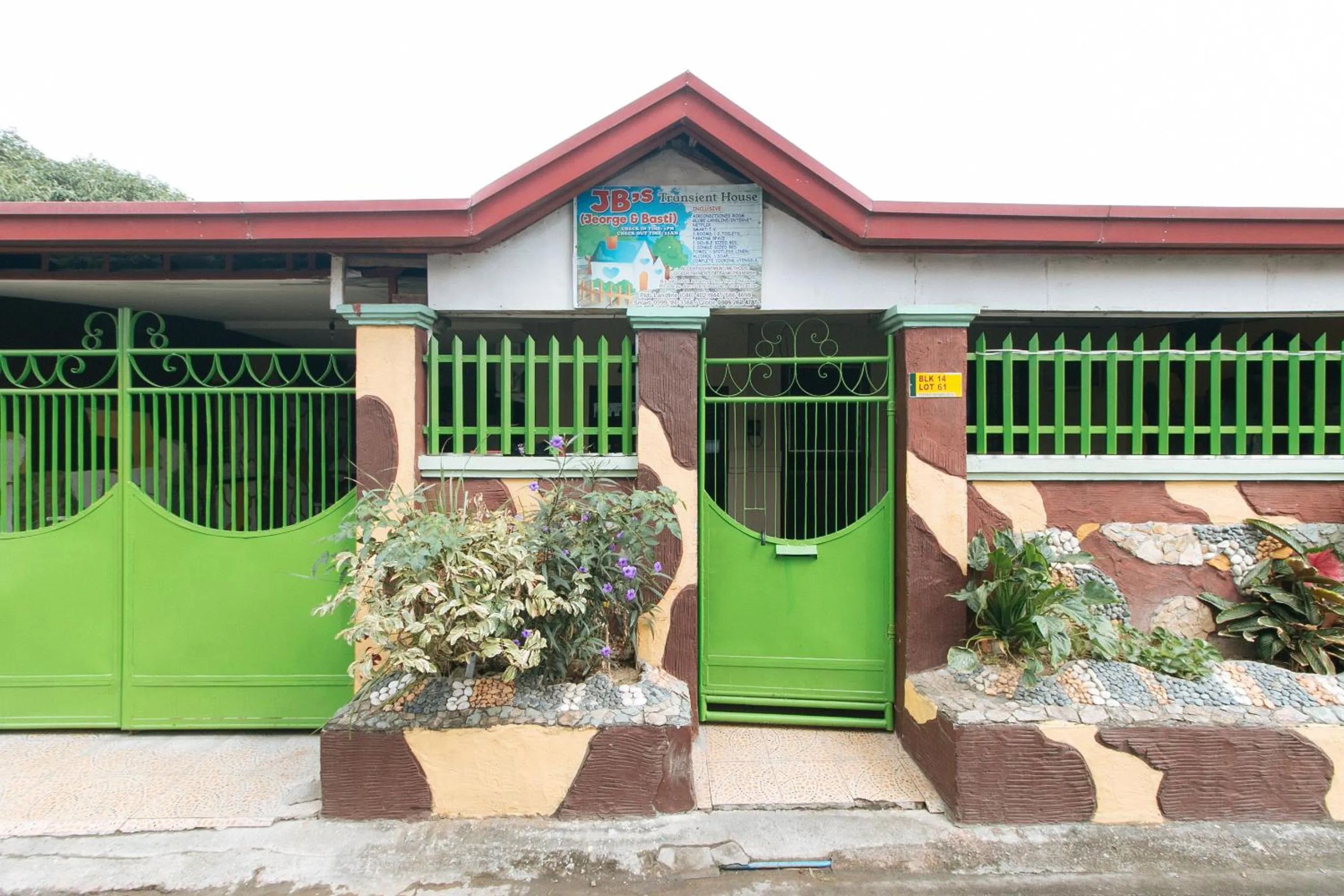 Property building in Jb's Transient House