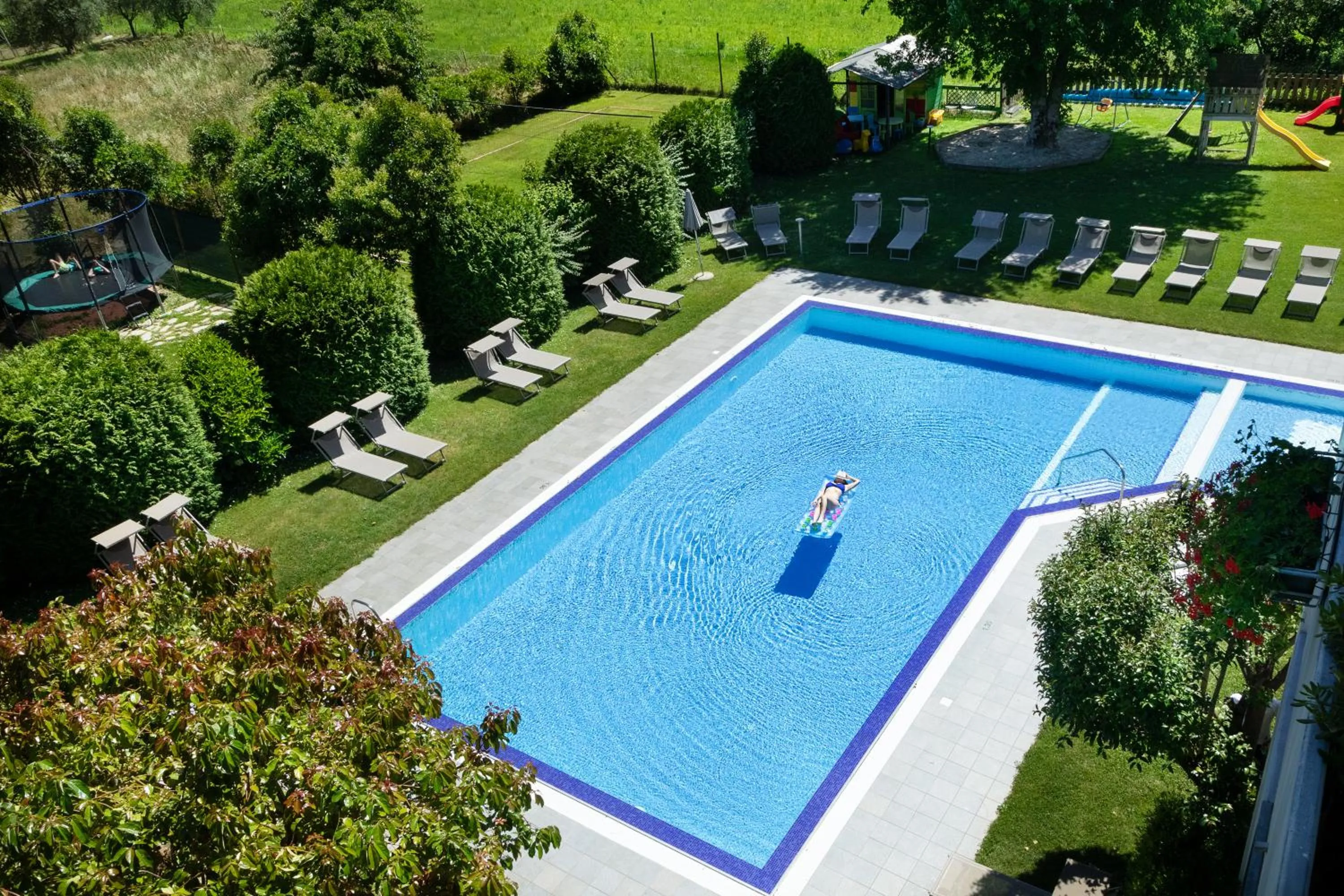 Swimming pool in Ambassador Suite Hotel