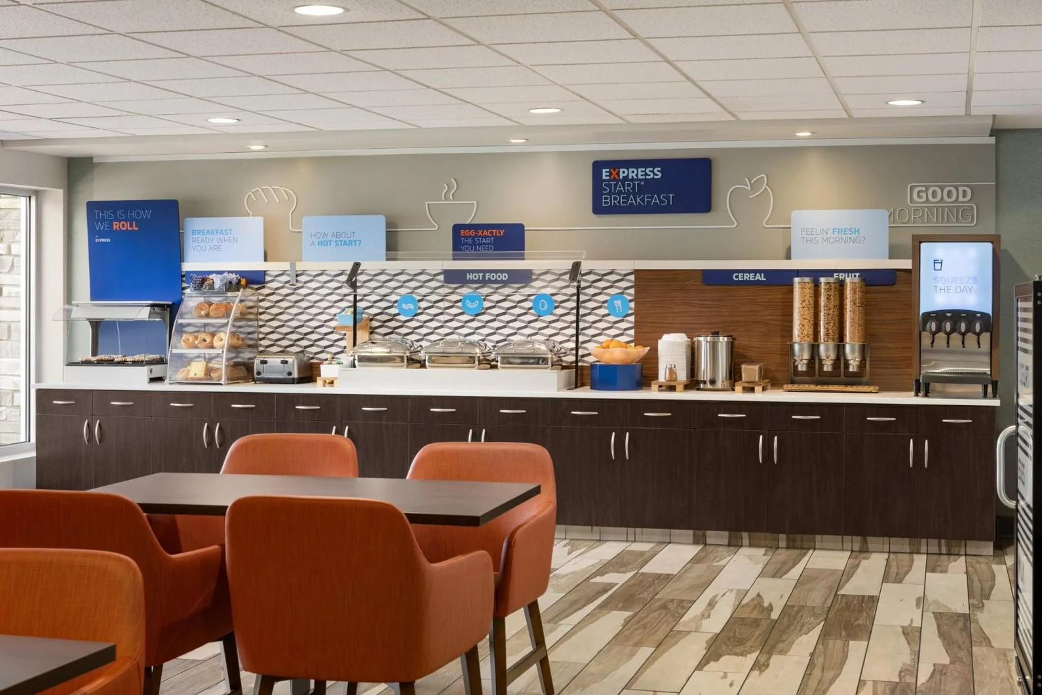 Breakfast in Holiday Inn Express & Suites Colorado Springs Central by IHG