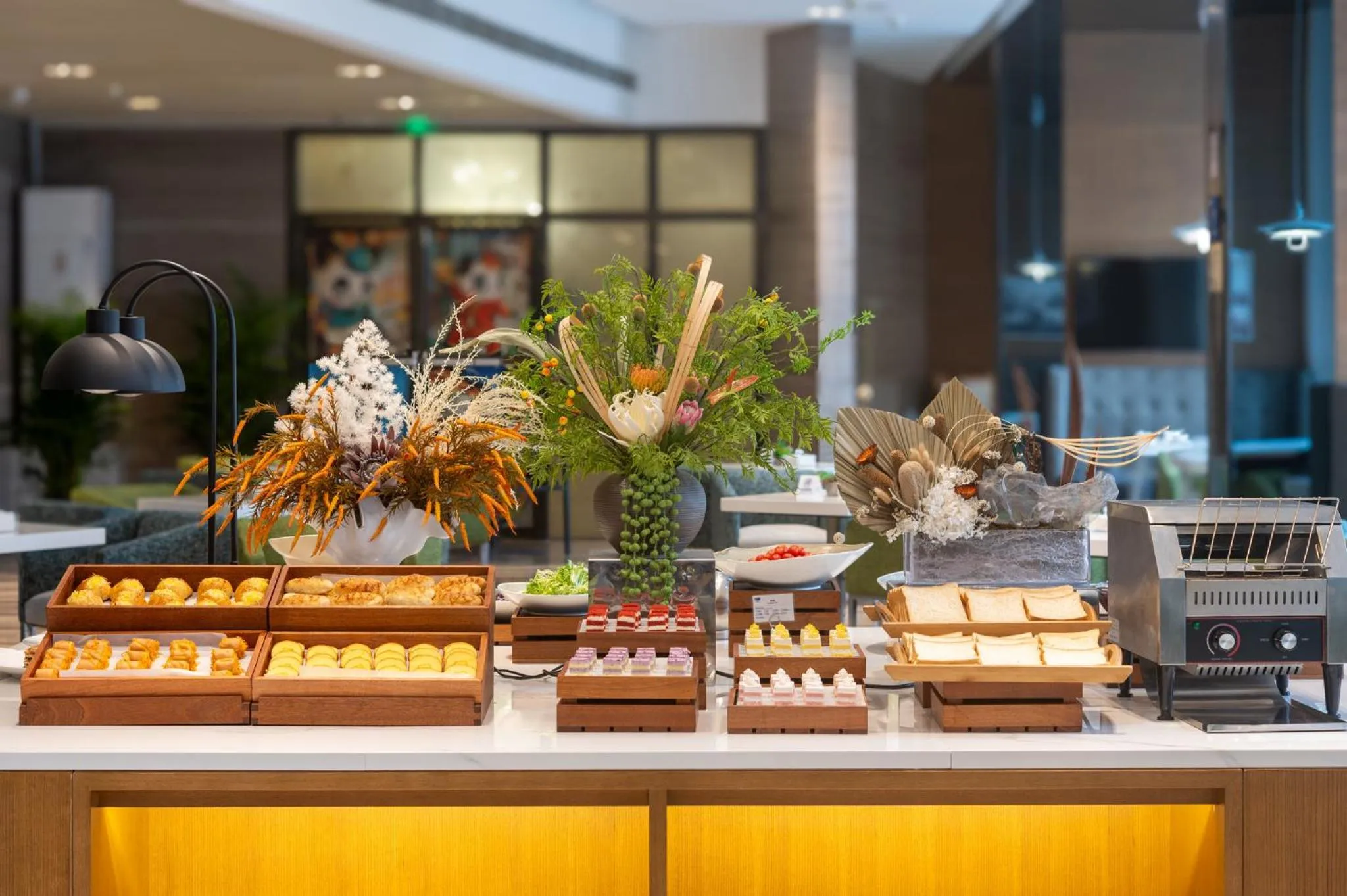 Breakfast in Holiday Inn Express Chengdu West Gate by IHG