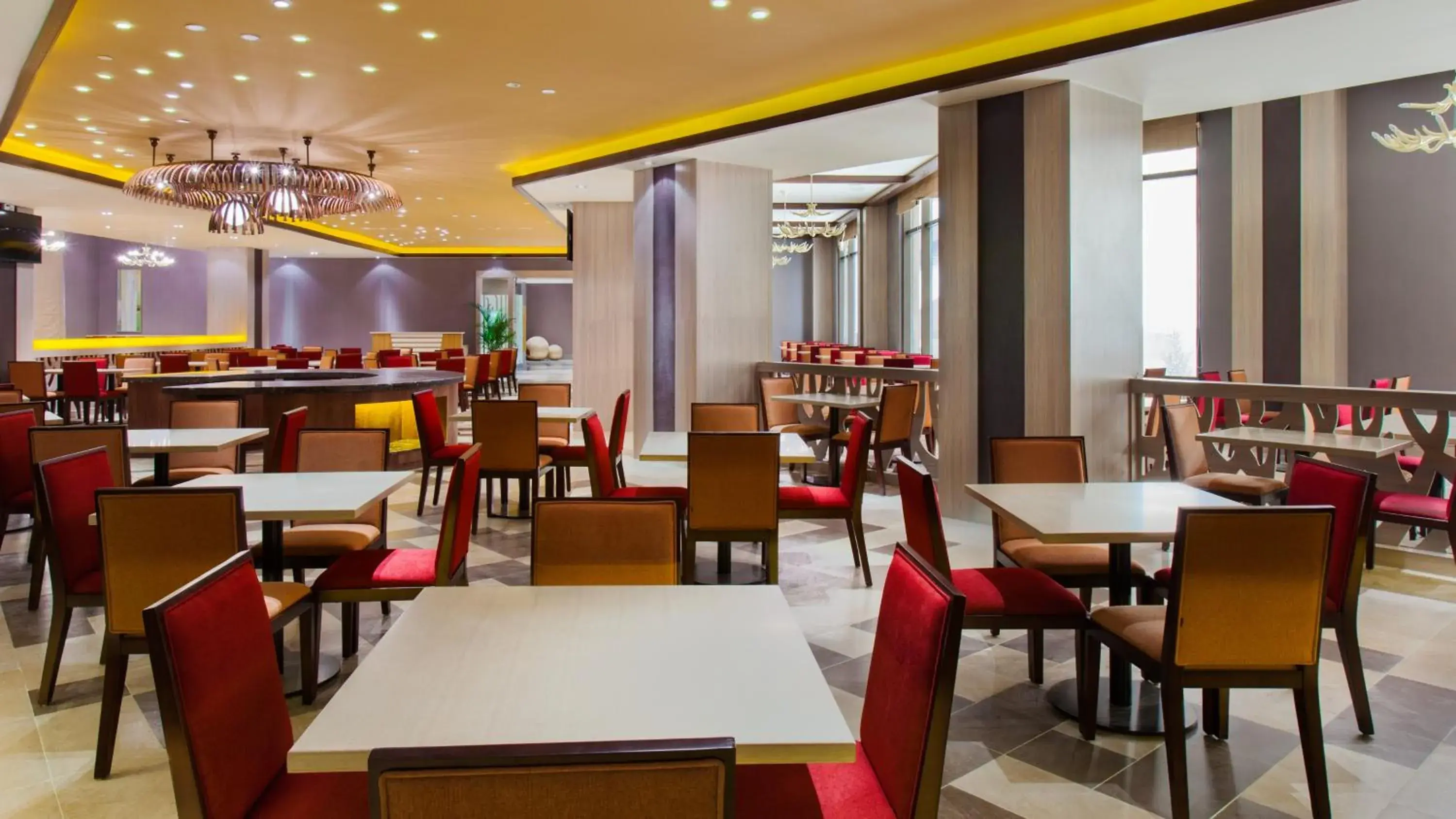 Restaurant/places to eat in Holiday Inn Express Changbaishan by IHG Restaurant/places to eat in Holiday Inn Express Changbaishan by IHG