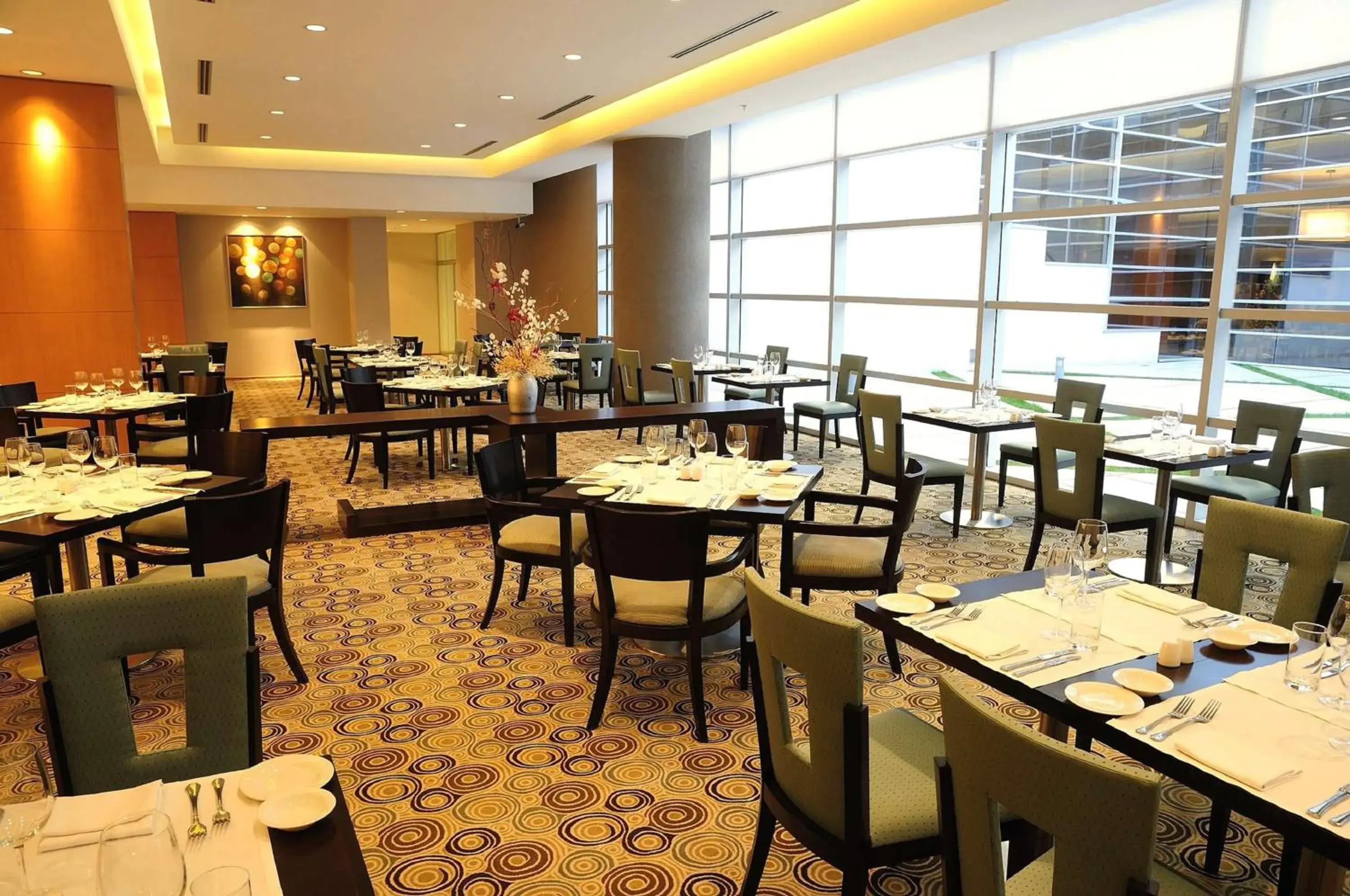 Restaurant/places to eat in Hilton Mendoza Restaurant/places to eat in Hilton Mendoza