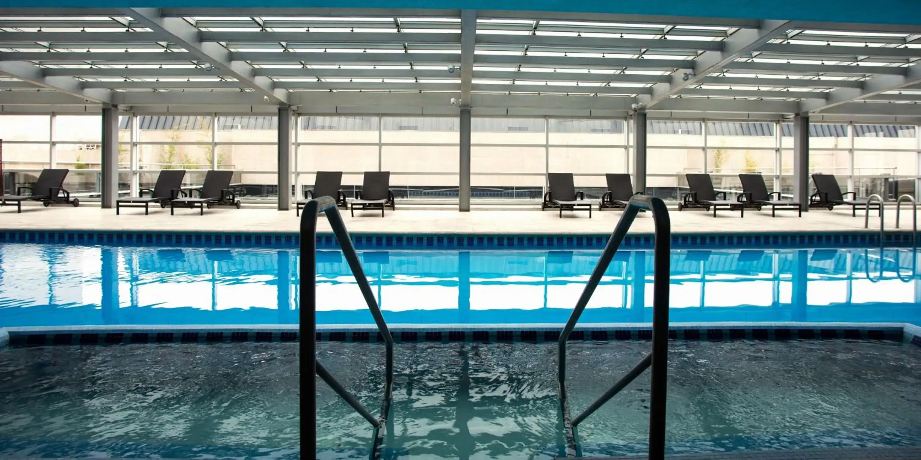 Pool view in Hilton Mendoza Pool view in Hilton Mendoza