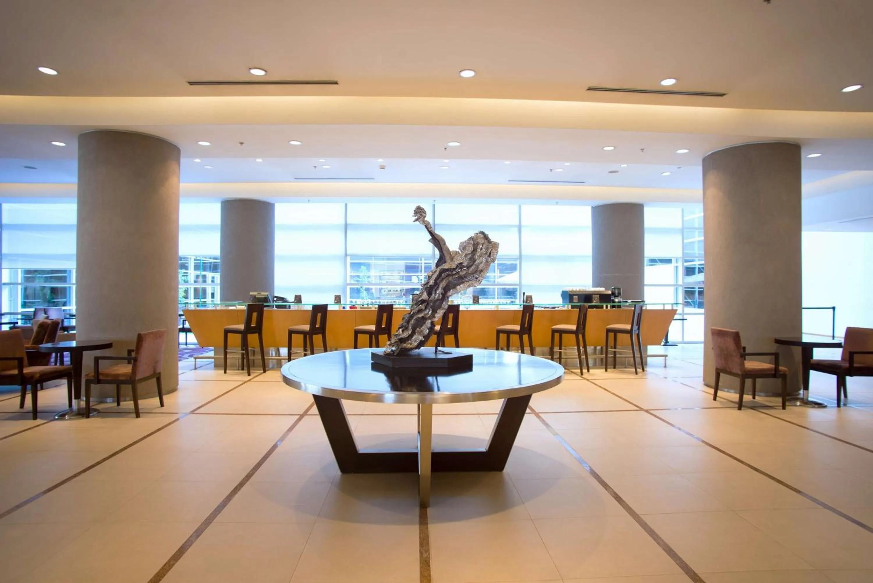 Restaurant/places to eat in Hilton Mendoza