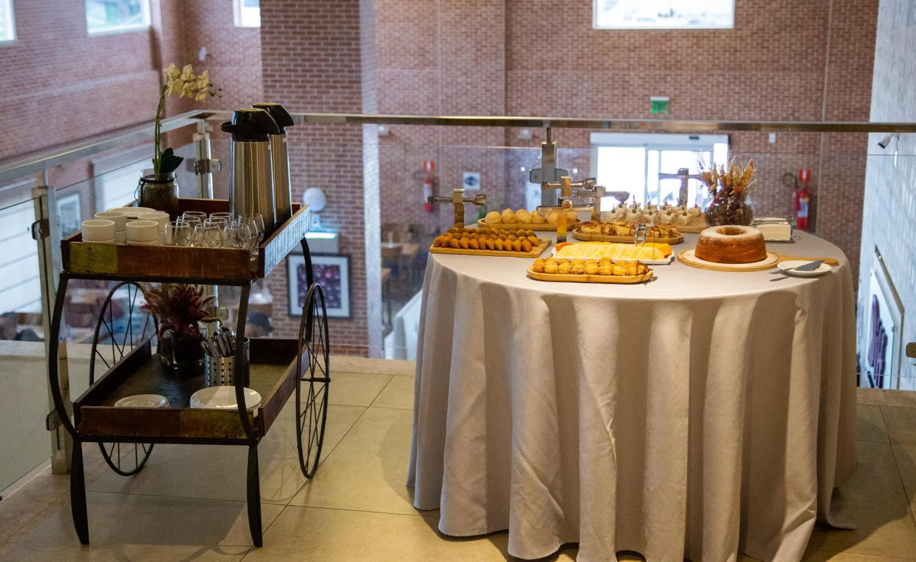 Food and drinks in Diff Hotel - by Easy Hotéis