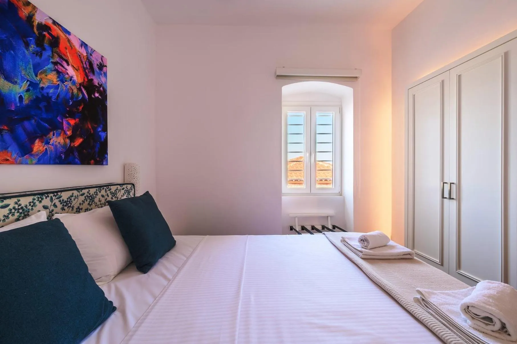 Bedroom, Bed in Blue Sky House