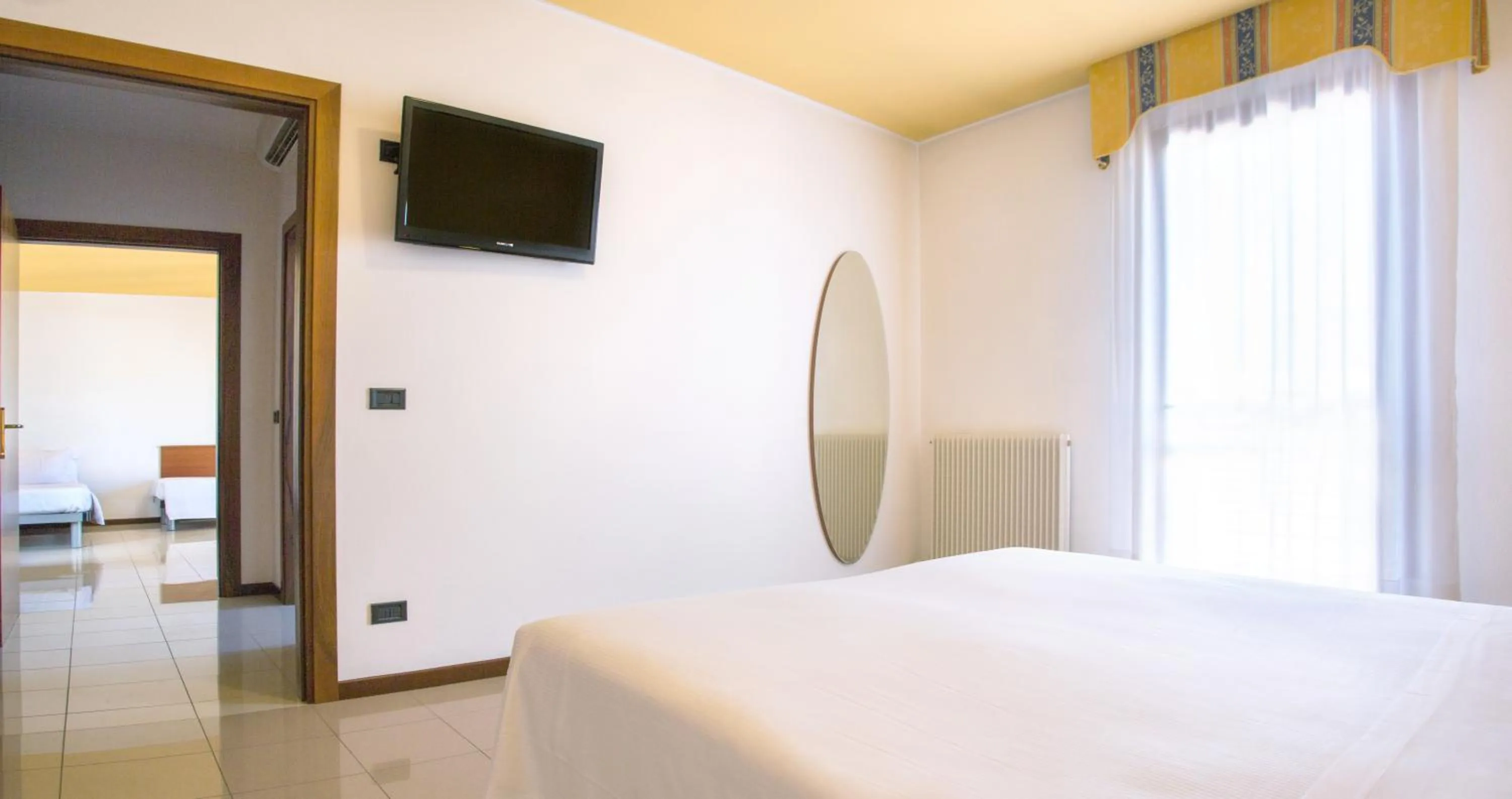 Bed in BEST WESTERN Titian Inn Hotel Venice Airport