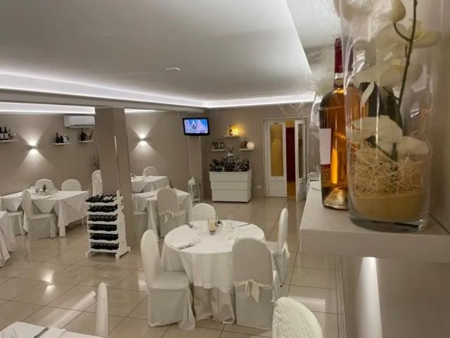 Restaurant/places to eat in Hotel Il Quadrifoglio