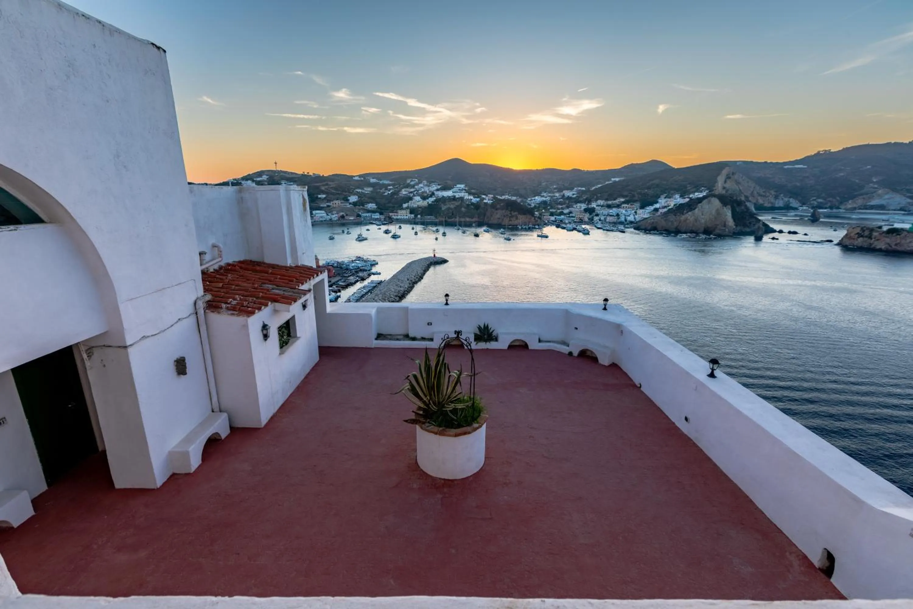 City view in Hotel Torre Dei Borboni