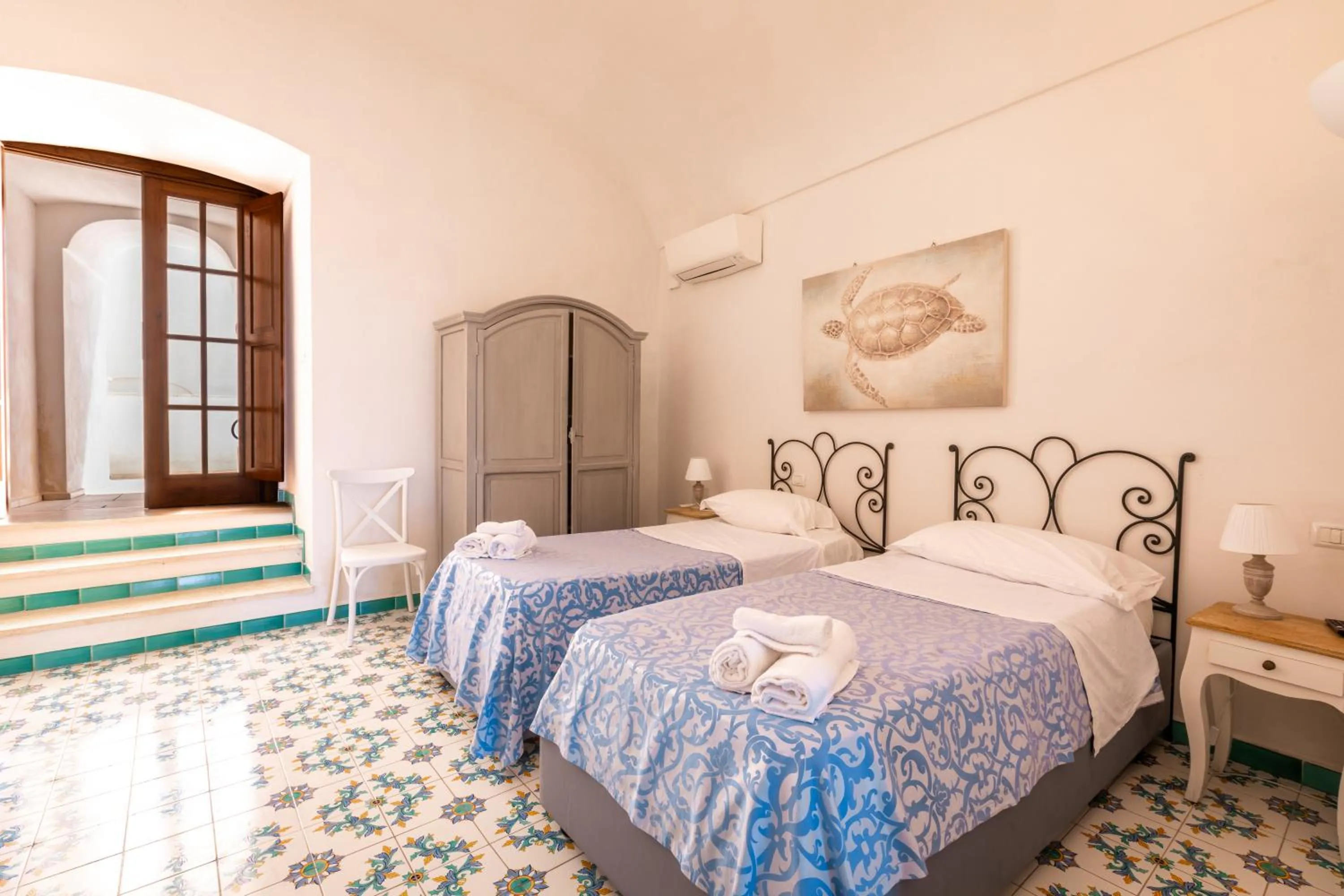 Bed in Hotel Torre Dei Borboni