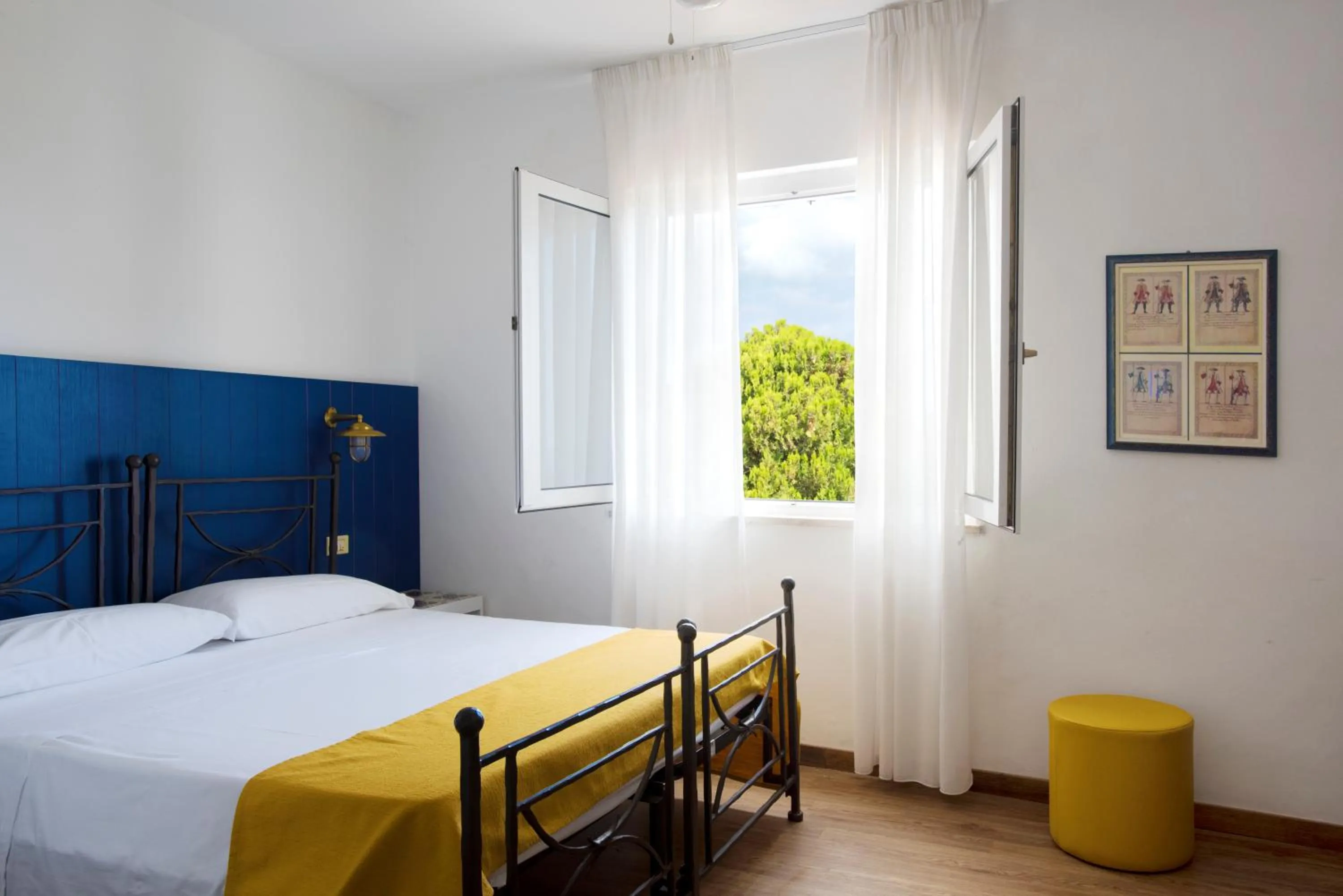 Photo of the whole room, Bed in Hotel Torre Dei Borboni