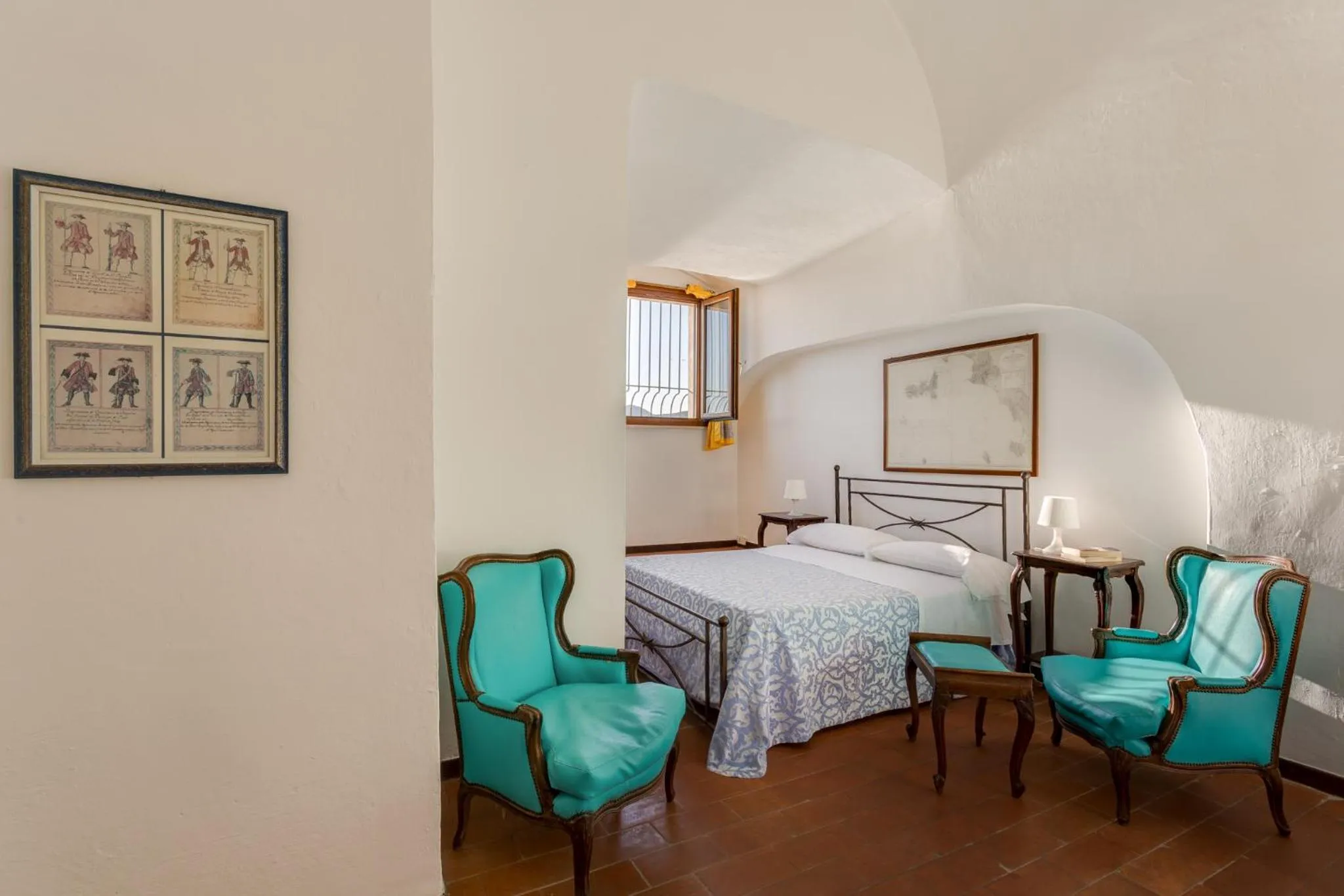Photo of the whole room, Bed in Hotel Torre Dei Borboni