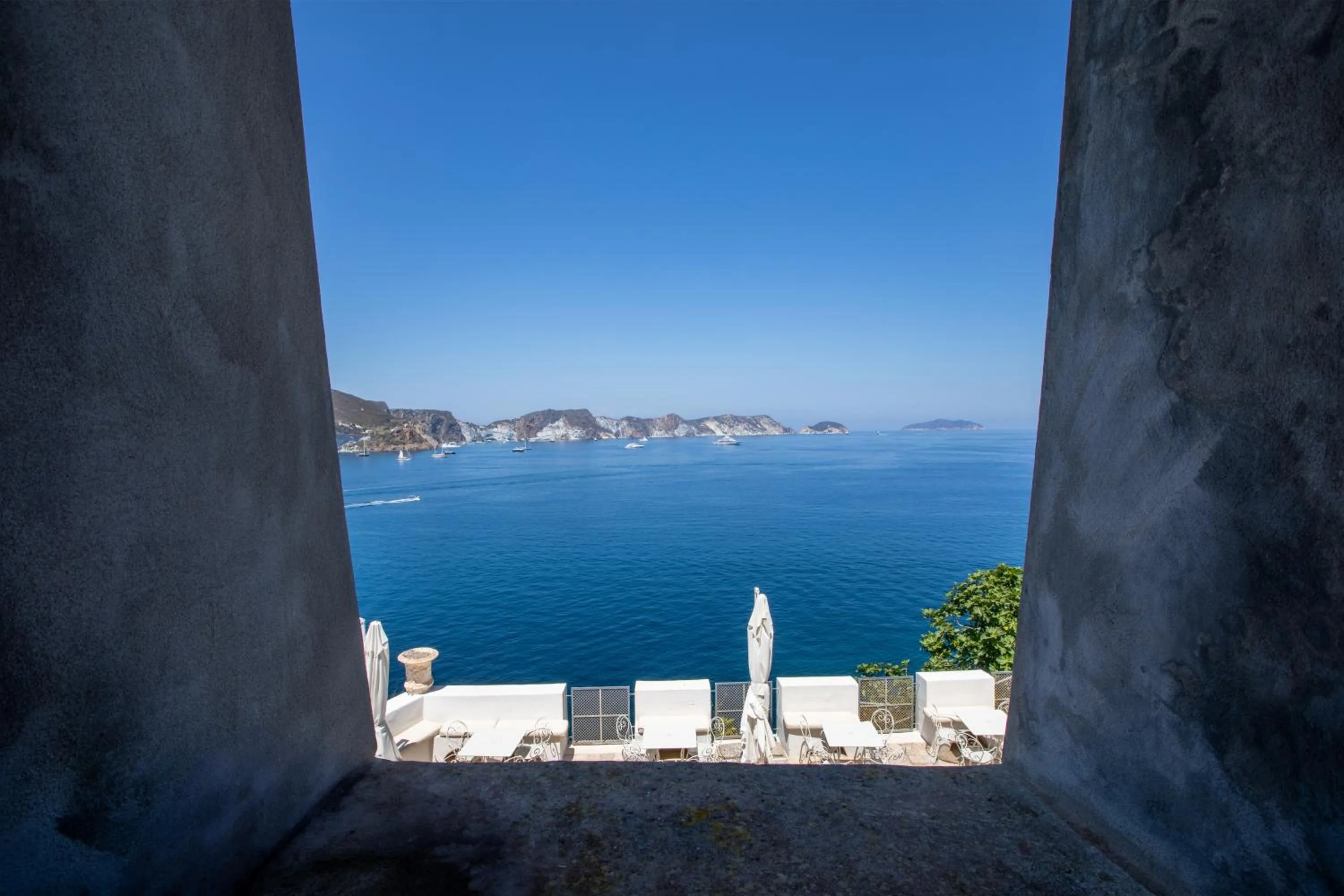Natural landscape in Hotel Torre Dei Borboni