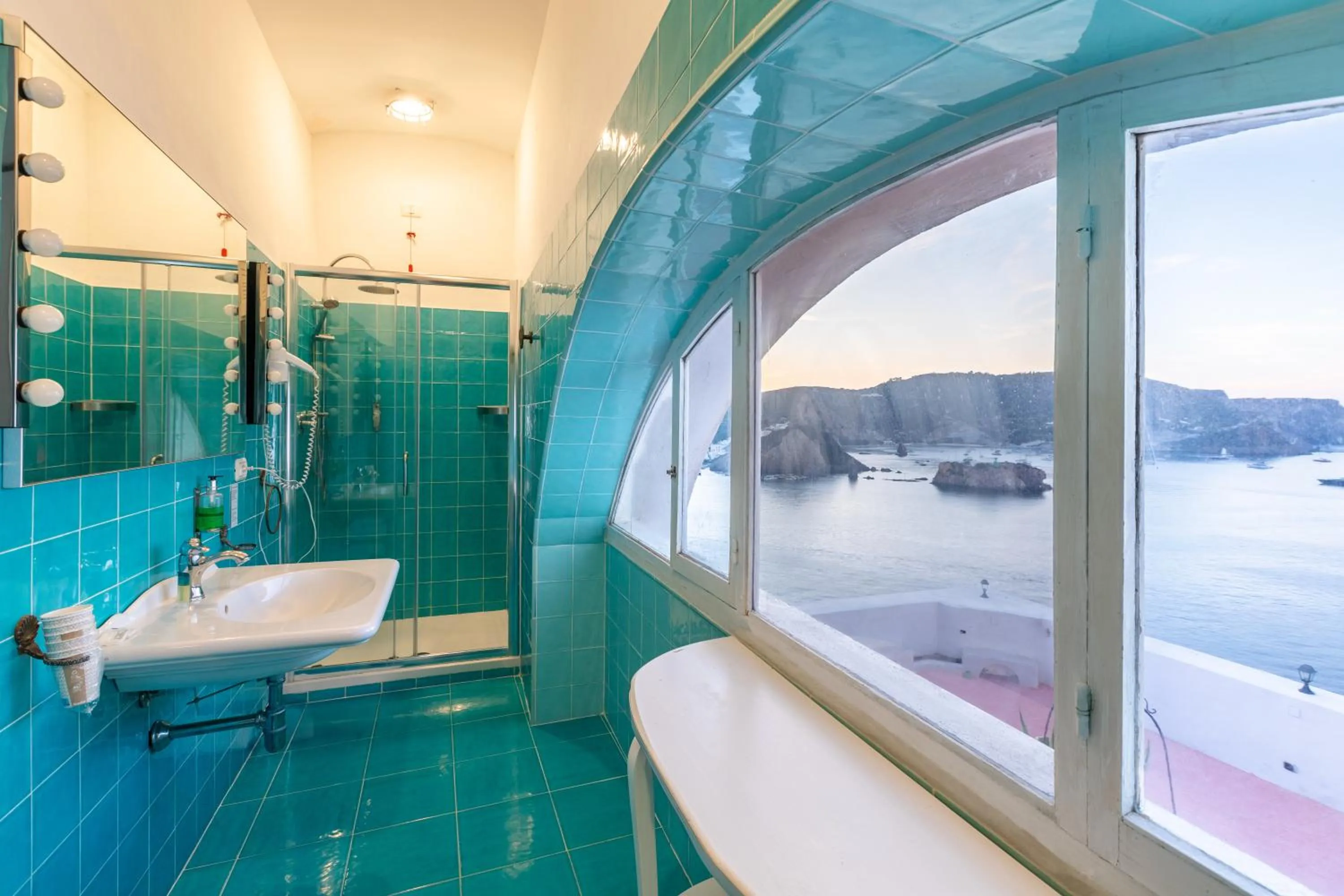 Bathroom in Hotel Torre Dei Borboni