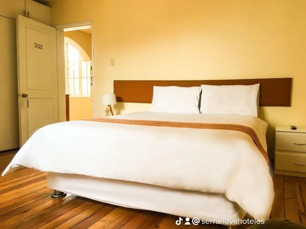 Deluxe Room in Hotel Serra Nova