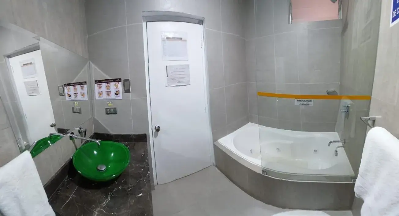 Deluxe Room in Hotel Serra Nova Deluxe Room in Hotel Serra Nova