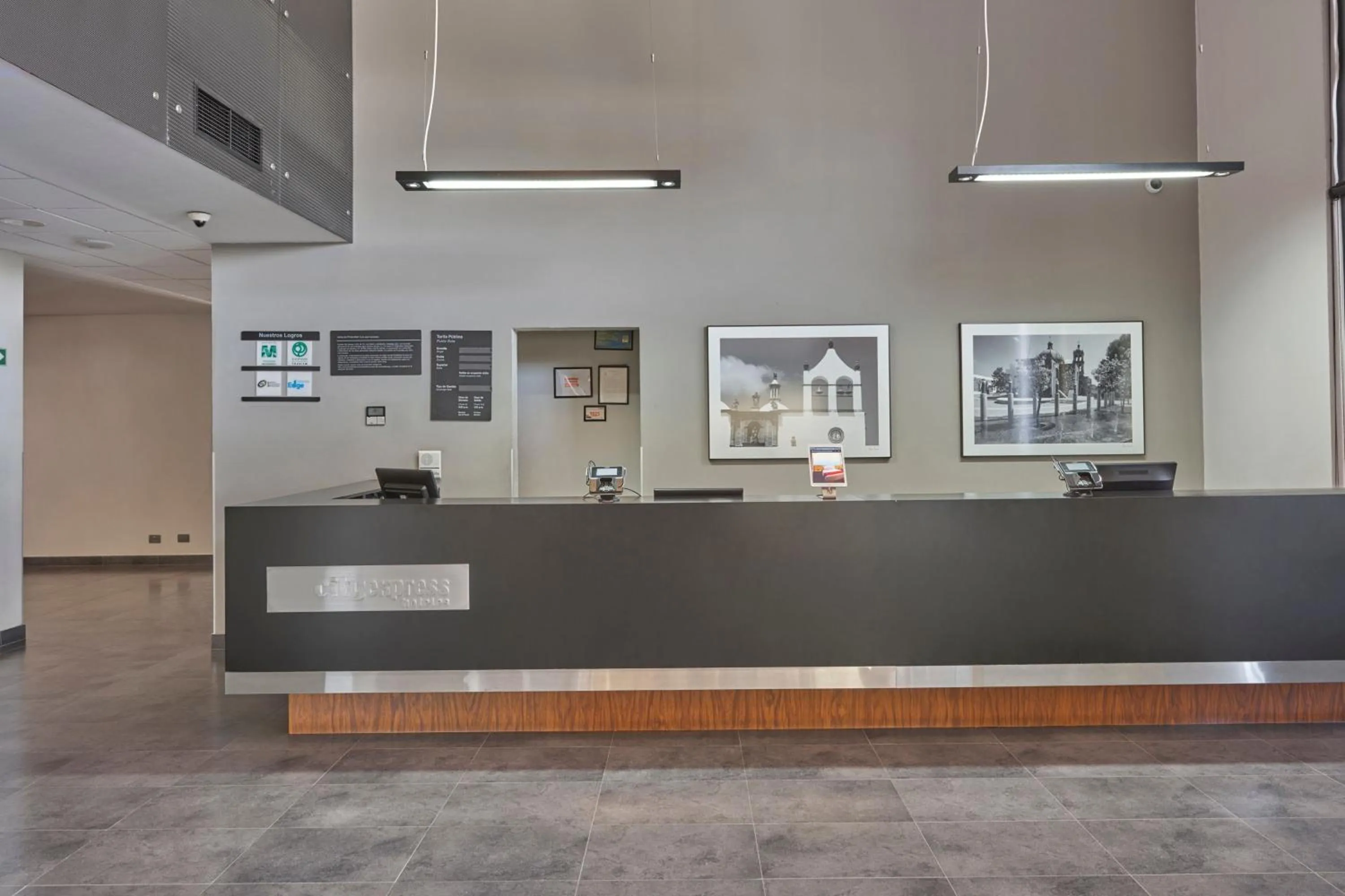 Lobby or reception in City Express by Marriott Irapuato Norte