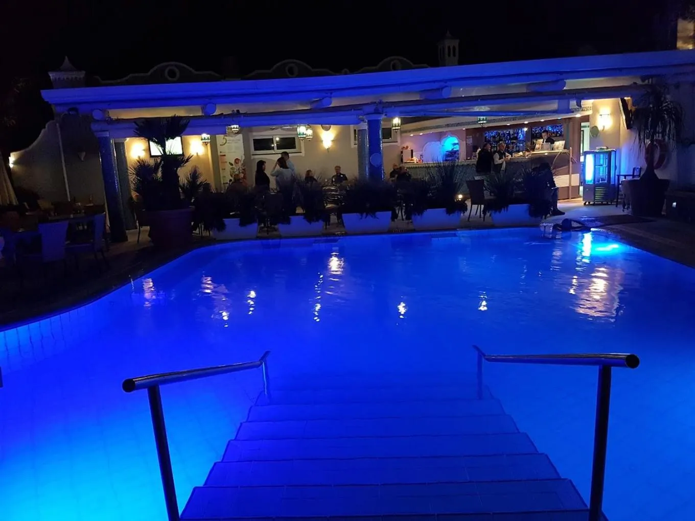 Swimming Pool in Hotel Imperamare