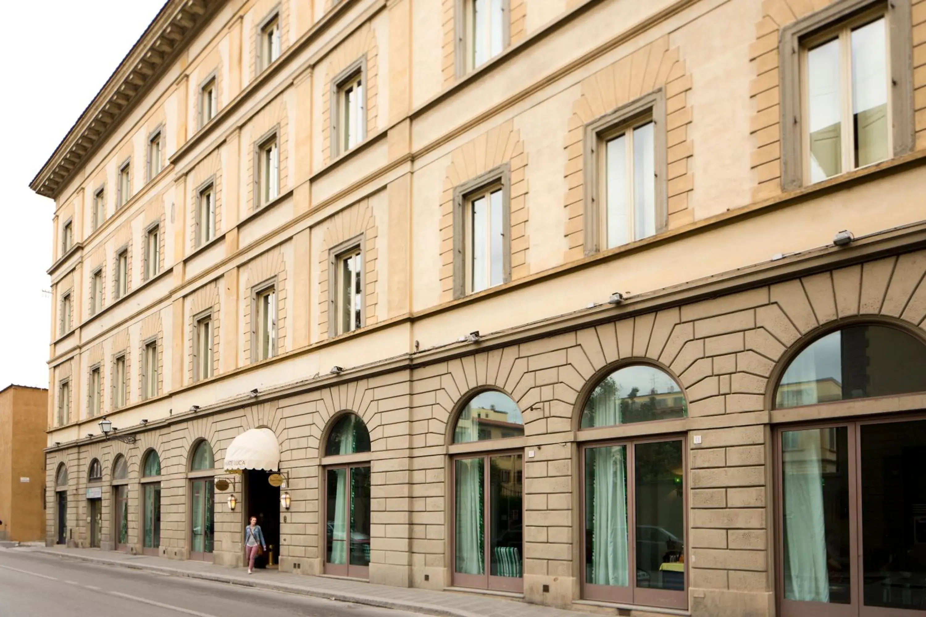 Facade/entrance in Room Mate Luca, Florence Facade/entrance in Room Mate Luca, Florence