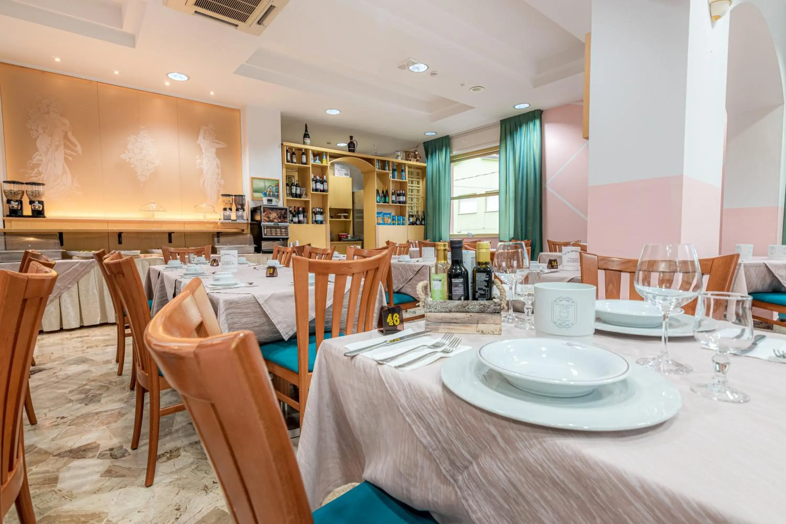 Restaurant/places to eat in Hotel Ilde Restaurant/places to eat in Hotel Ilde