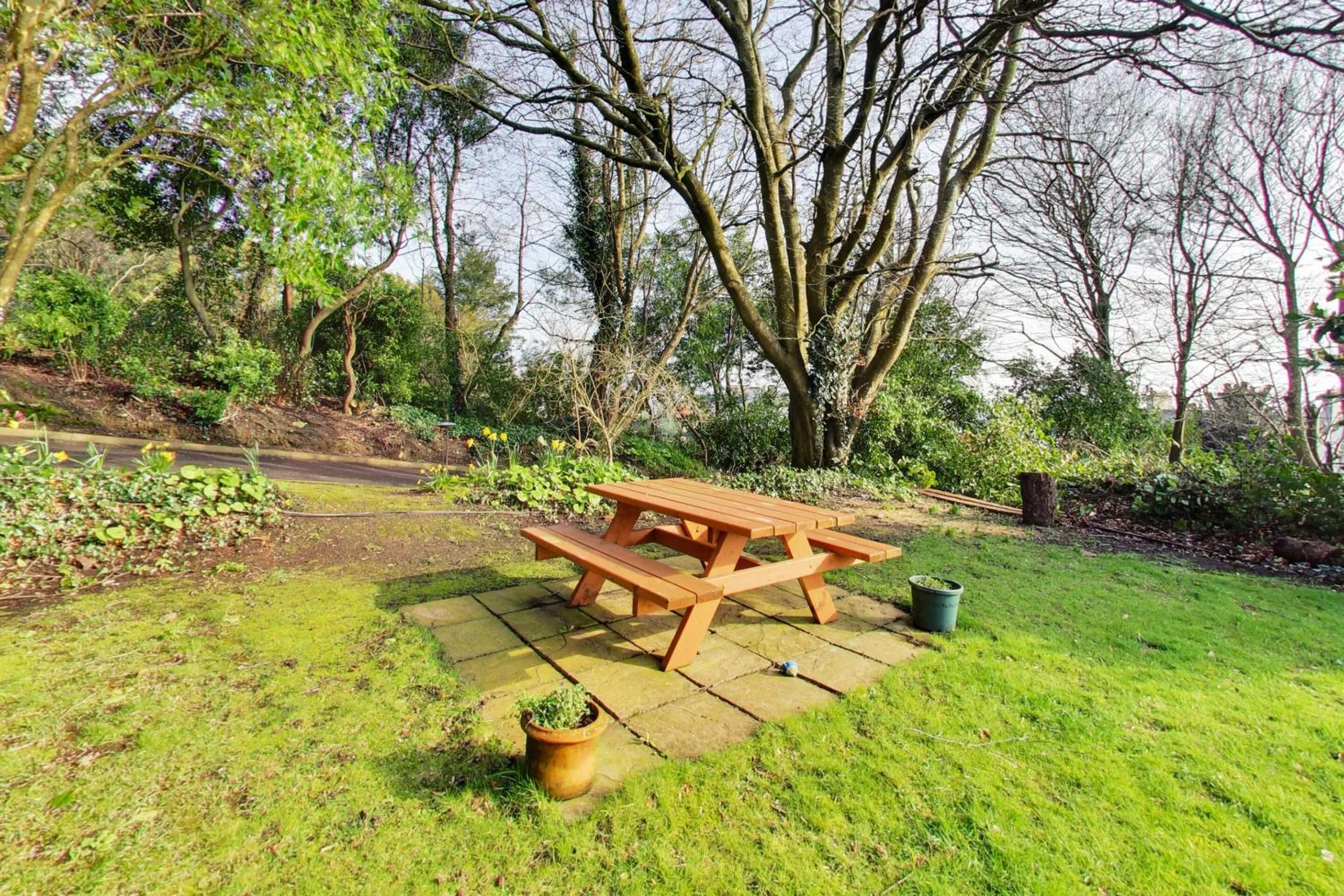 Property building in Robin Hill House Heritage Guest House