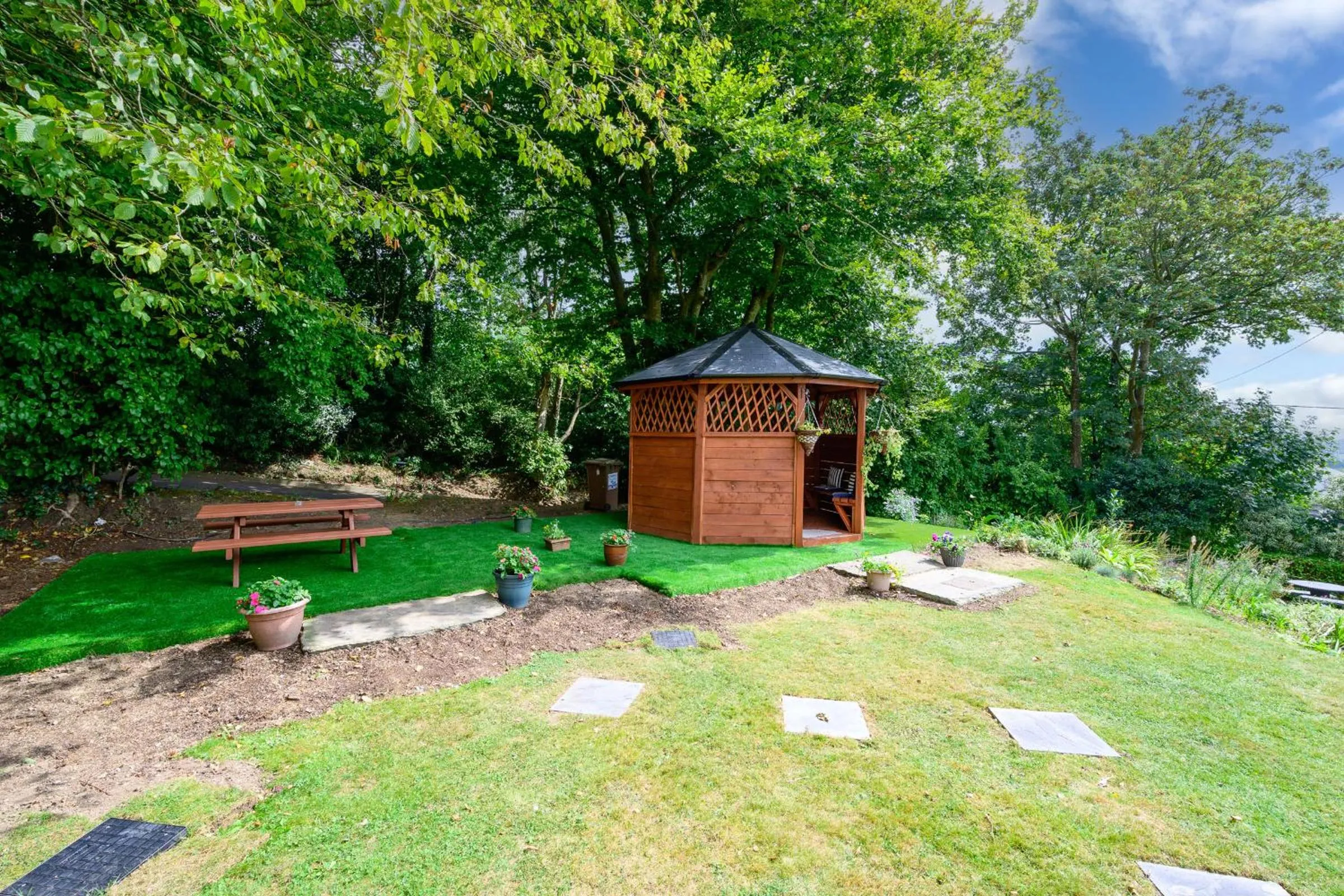 Robin Hill House Heritage Guest House