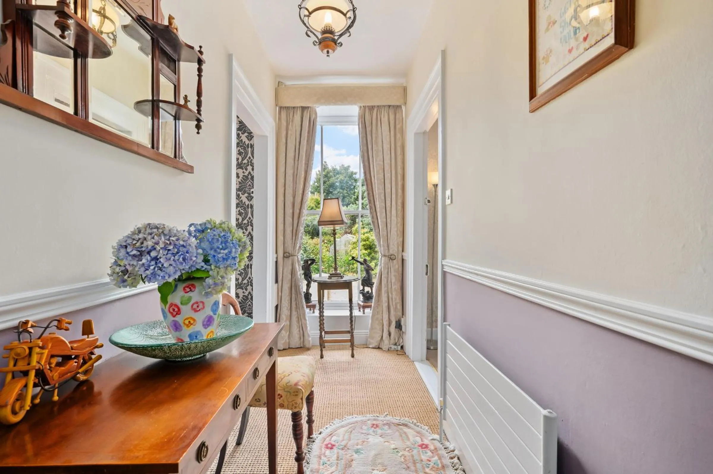 Robin Hill House Heritage Guest House