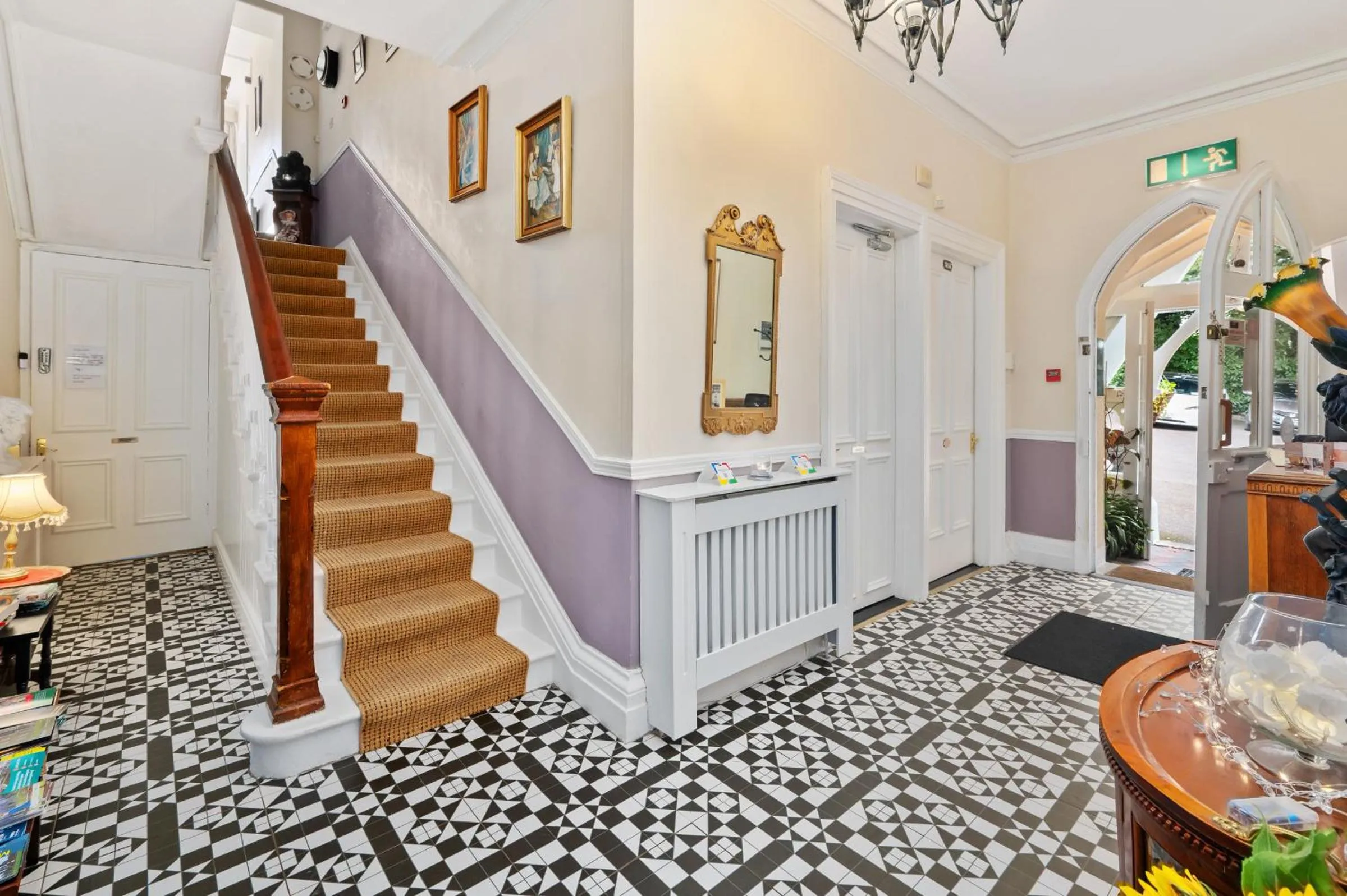 Robin Hill House Heritage Guest House