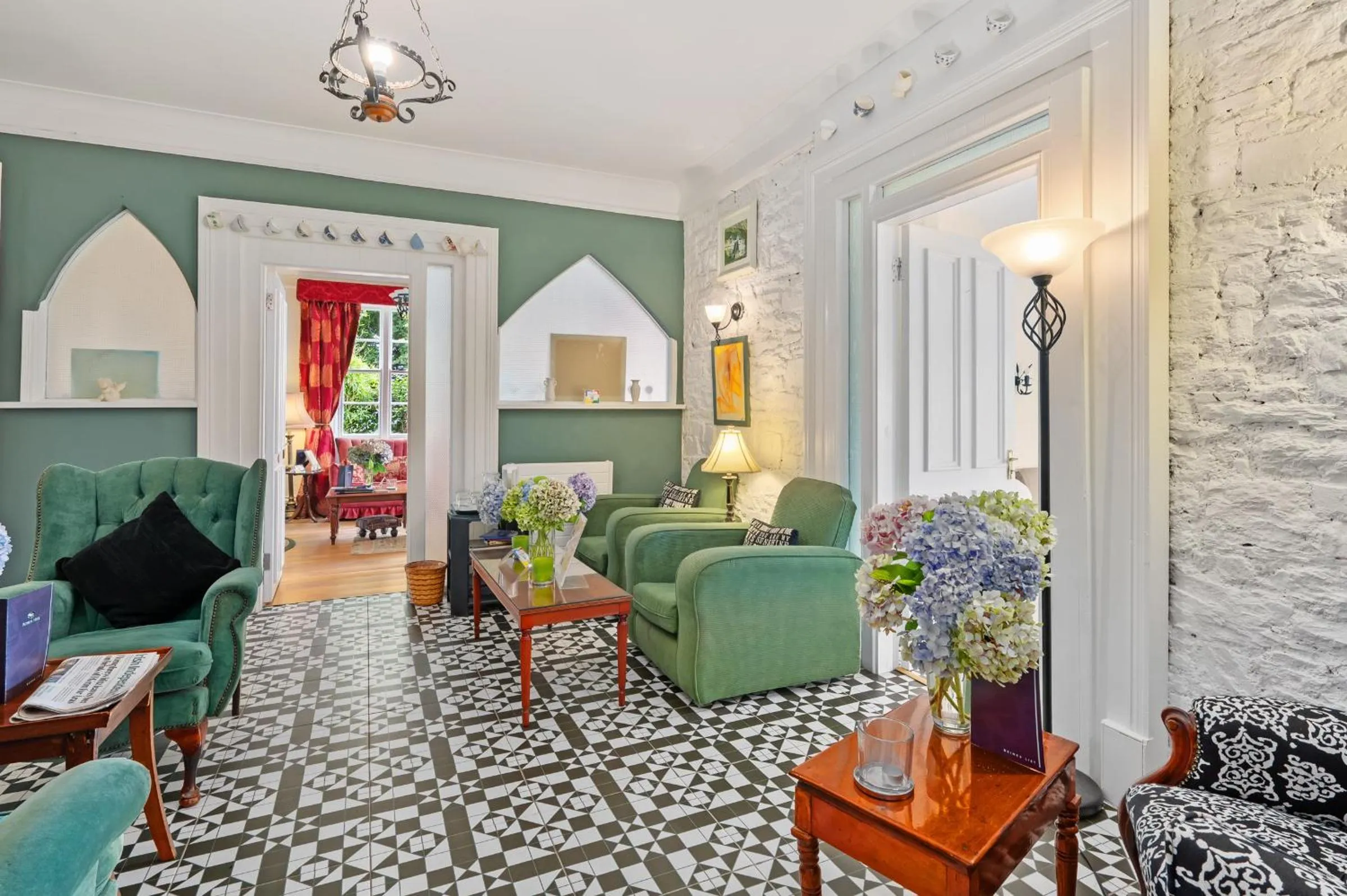 Robin Hill House Heritage Guest House