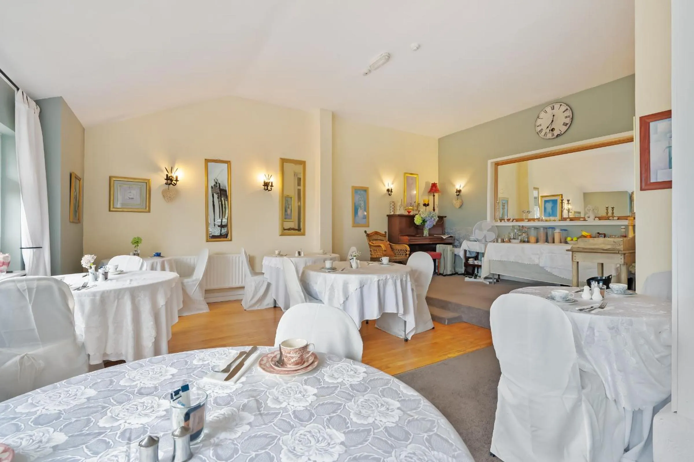 Robin Hill House Heritage Guest House