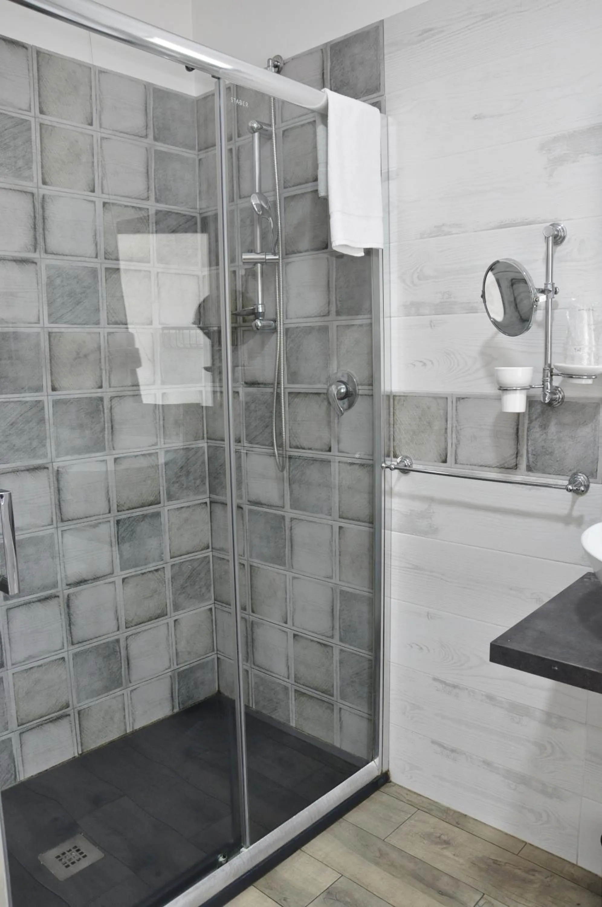 Bathroom in Millennium Gold Hotel