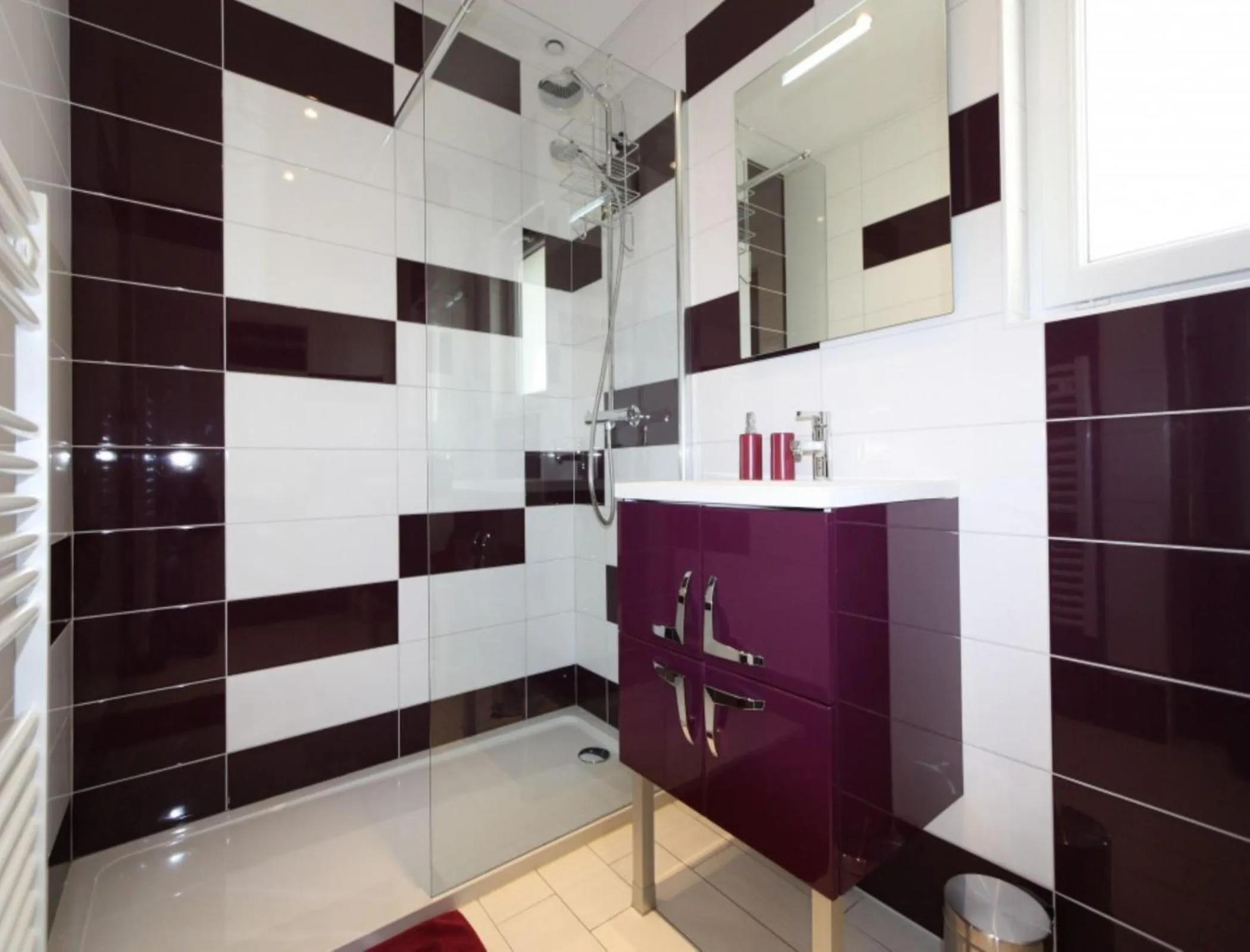 Shower in La Haute Muraille