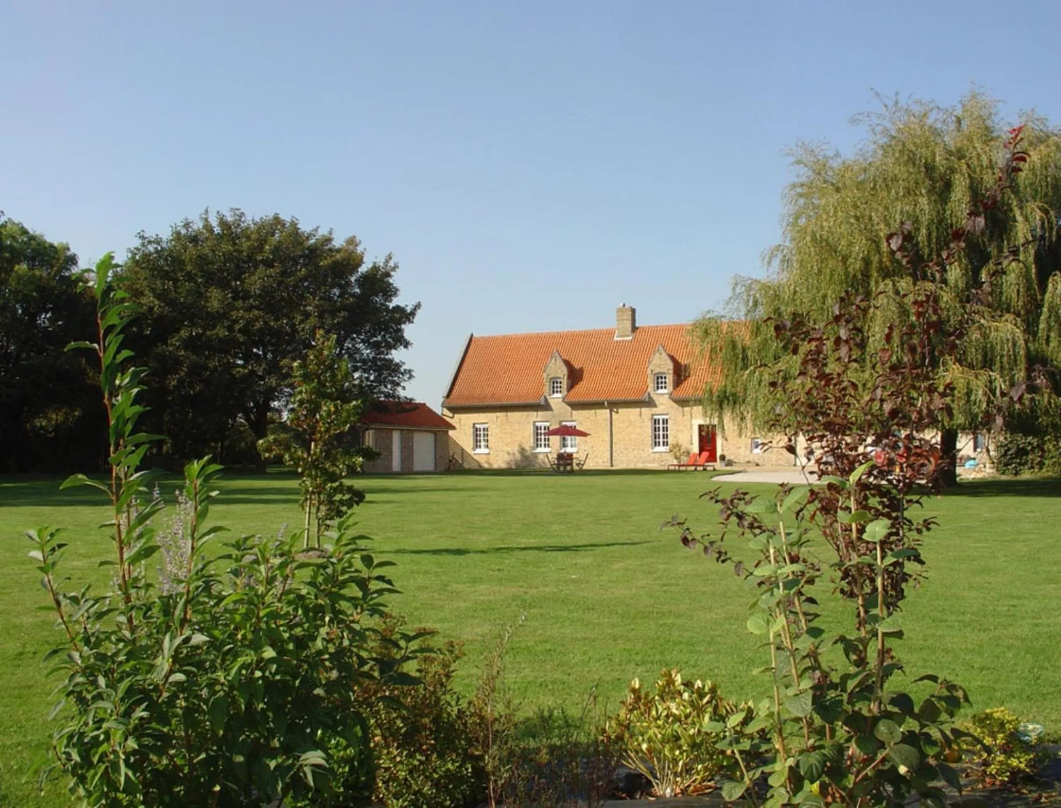 Facade/entrance in La Haute Muraille