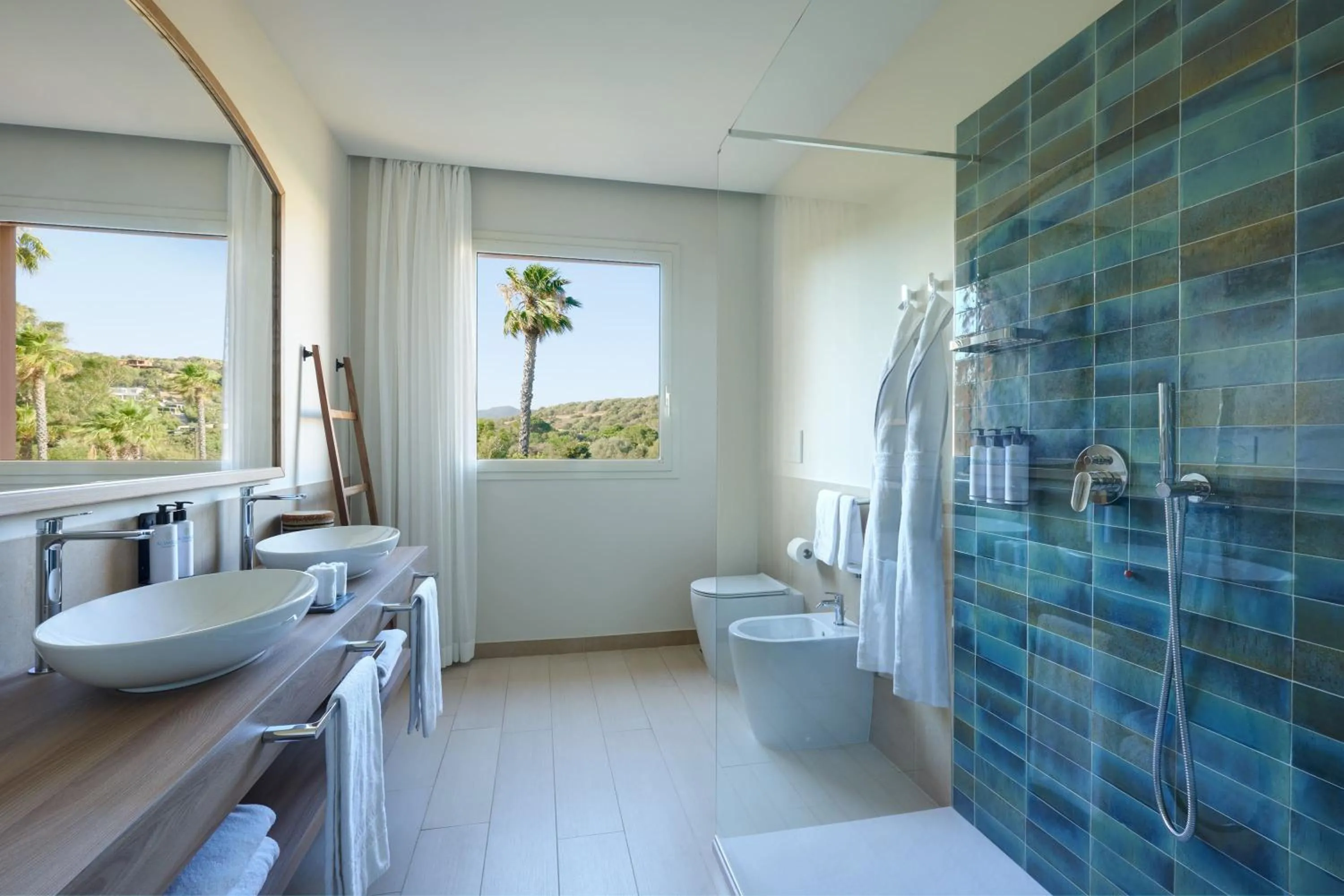 Shower in Almar Timi Ama Villasimius