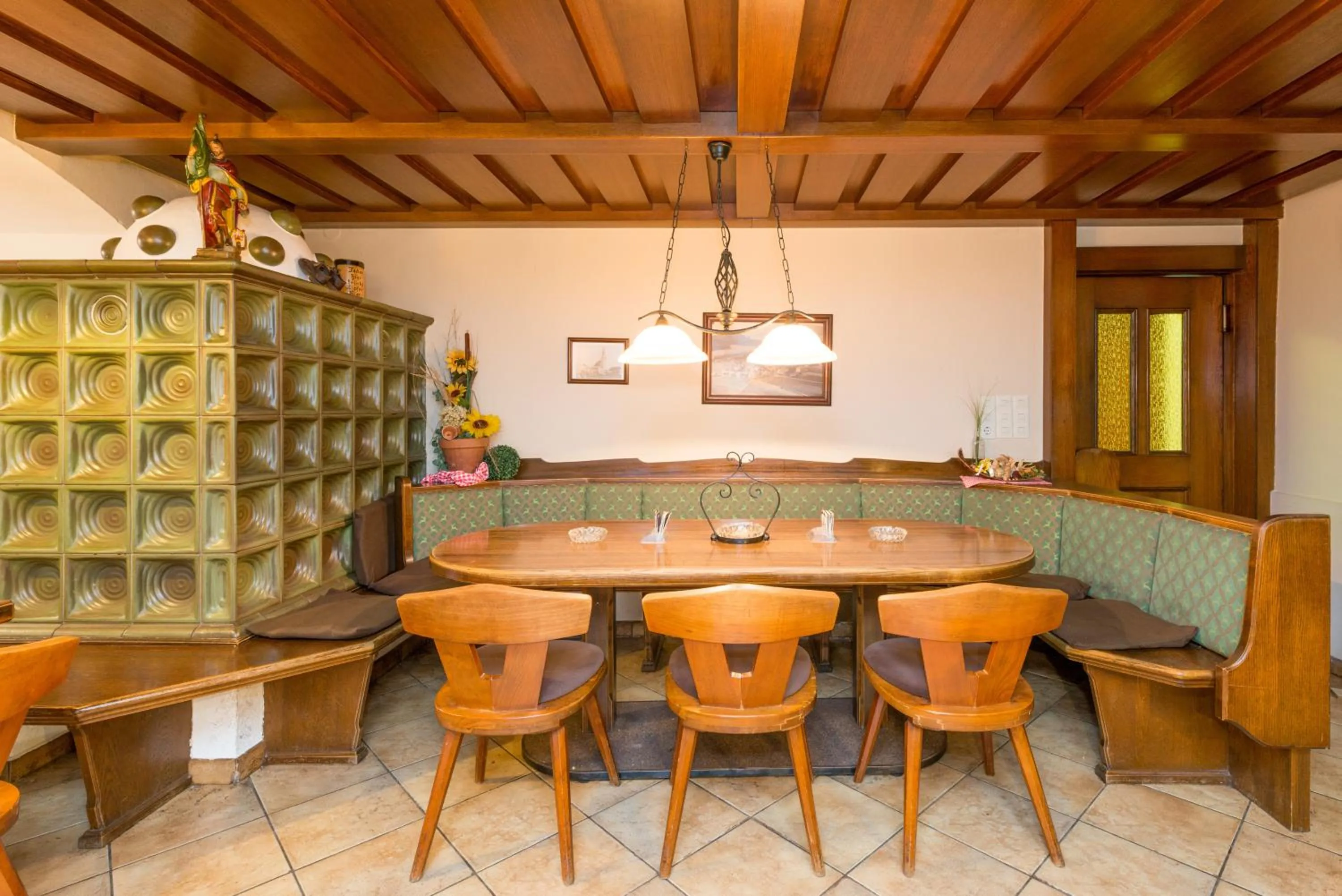 Food and drinks in Kirchenwirt Irrsdorf Familie Schinwald