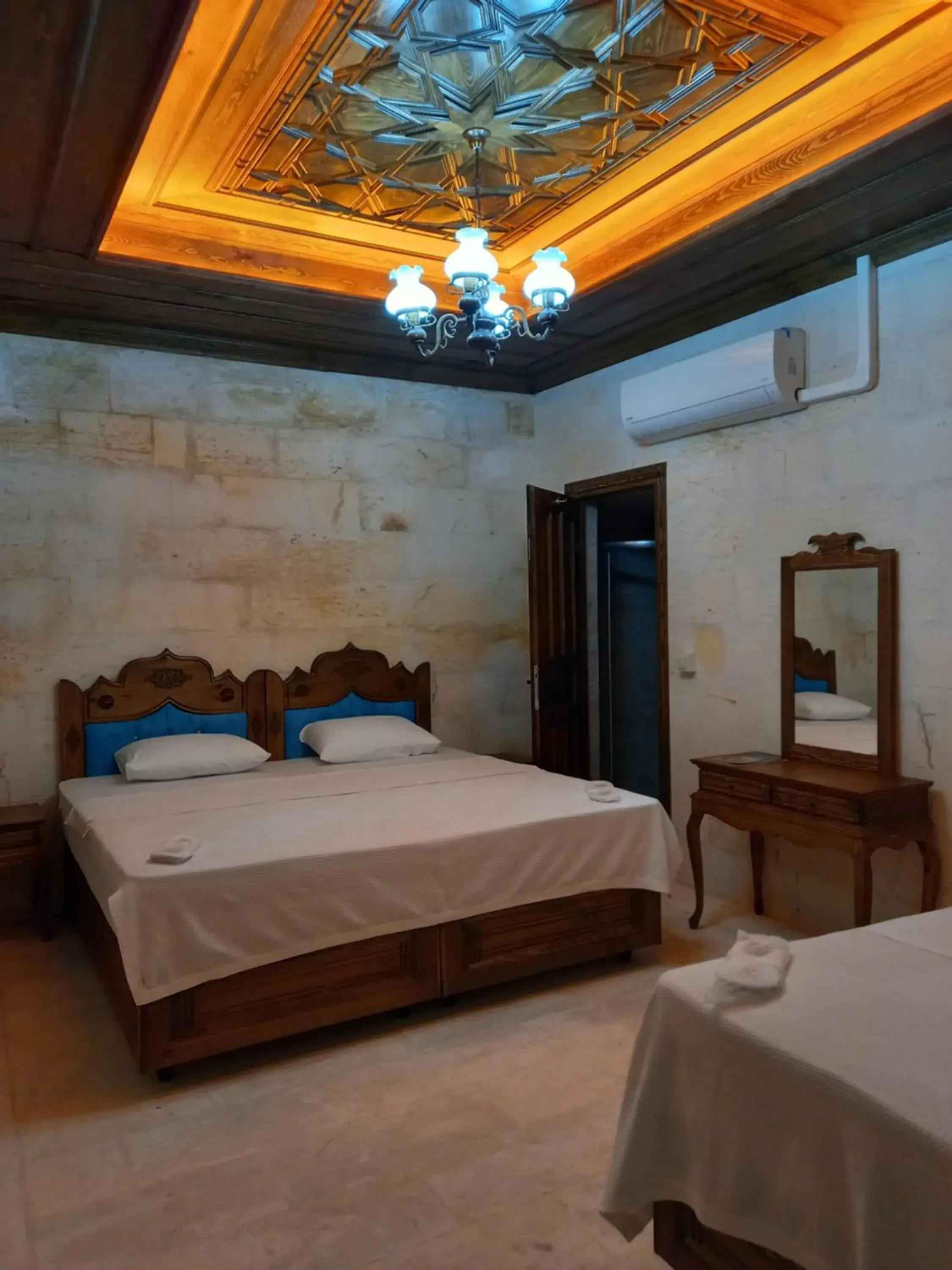 Triple Room with Sea View - single occupancy in TÜRKMEN KONAGI HALFETİ BUTİK OTEL Triple Room with Sea View - single occupancy in TÜRKMEN KONAGI HALFETİ BUTİK OTEL