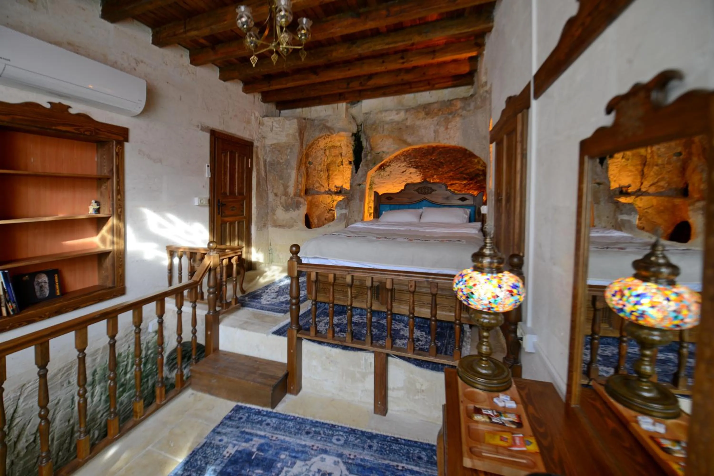 Bed in TÜRKMEN KONAGI HALFETİ BUTİK OTEL