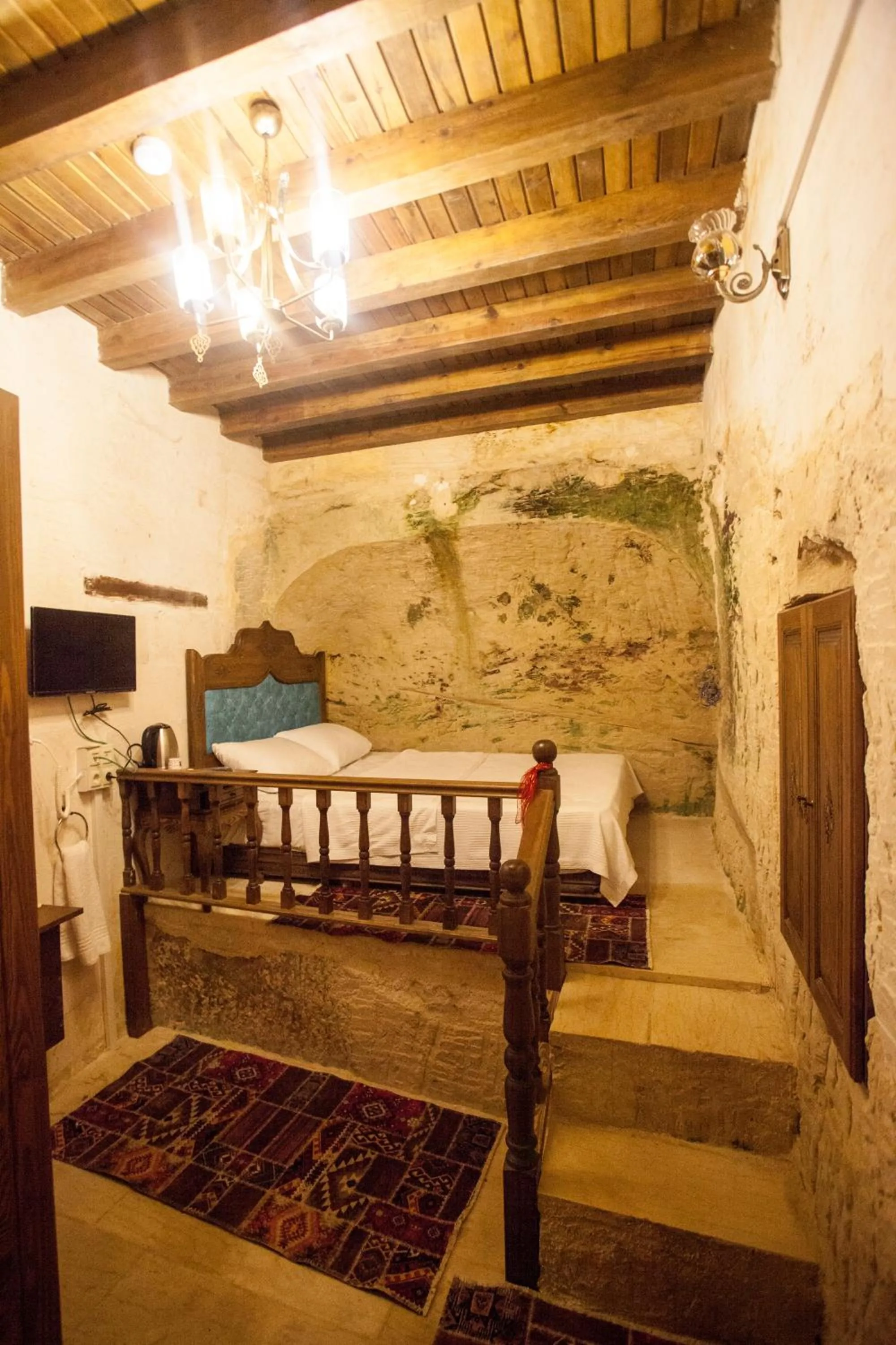 TV and multimedia in TÜRKMEN KONAGI HALFETİ BUTİK OTEL