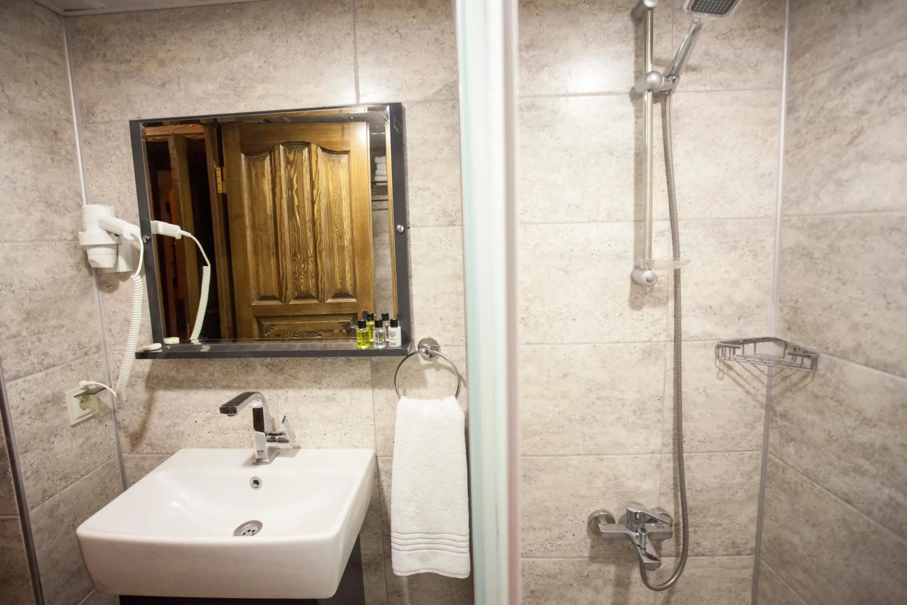 Bathroom in TÜRKMEN KONAGI HALFETİ BUTİK OTEL