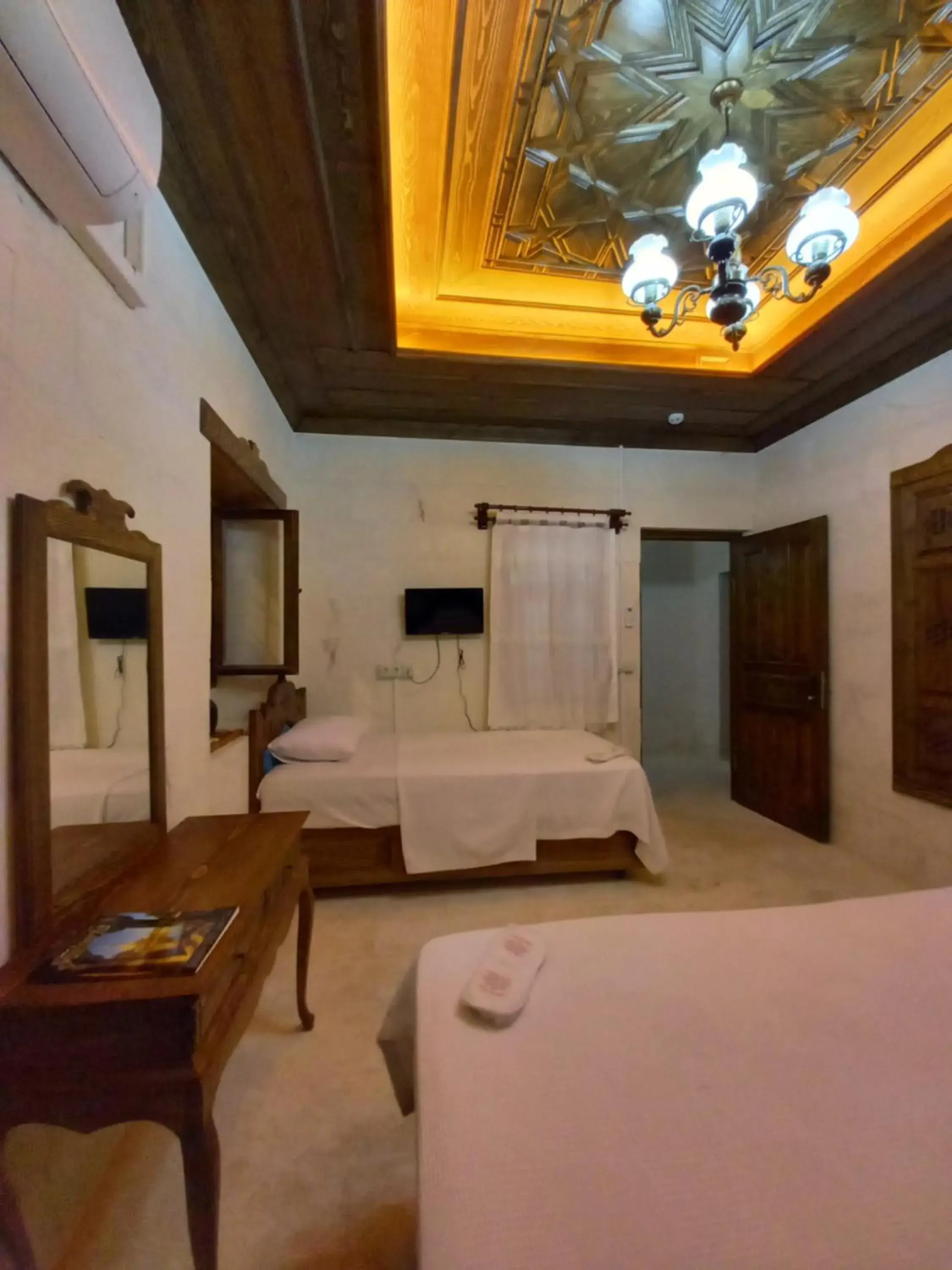 Triple Room with Sea View - single occupancy in TÜRKMEN KONAGI HALFETİ BUTİK OTEL Triple Room with Sea View - single occupancy in TÜRKMEN KONAGI HALFETİ BUTİK OTEL