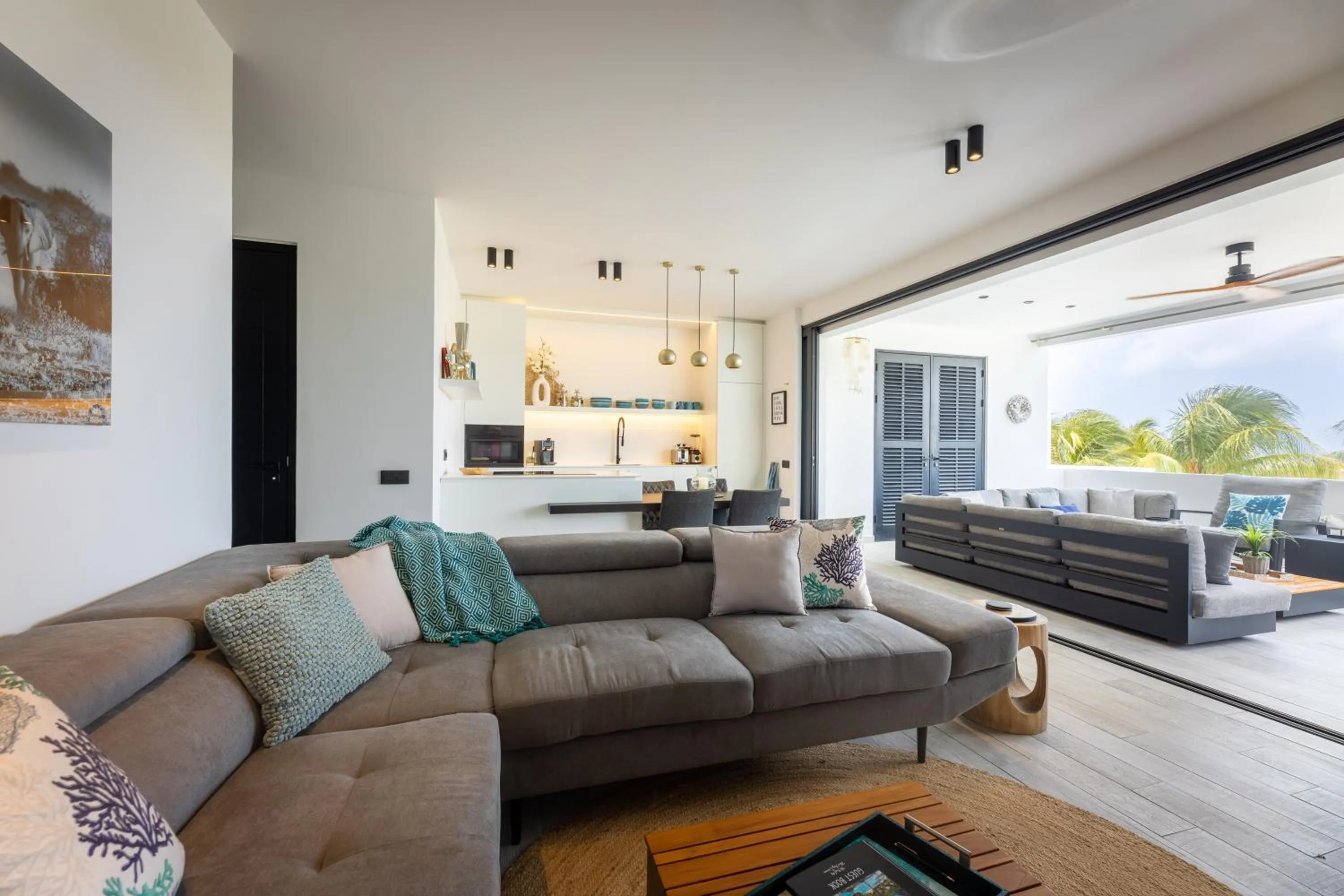 Living room in The Reef - Blue Bay Golf & Beach Resort