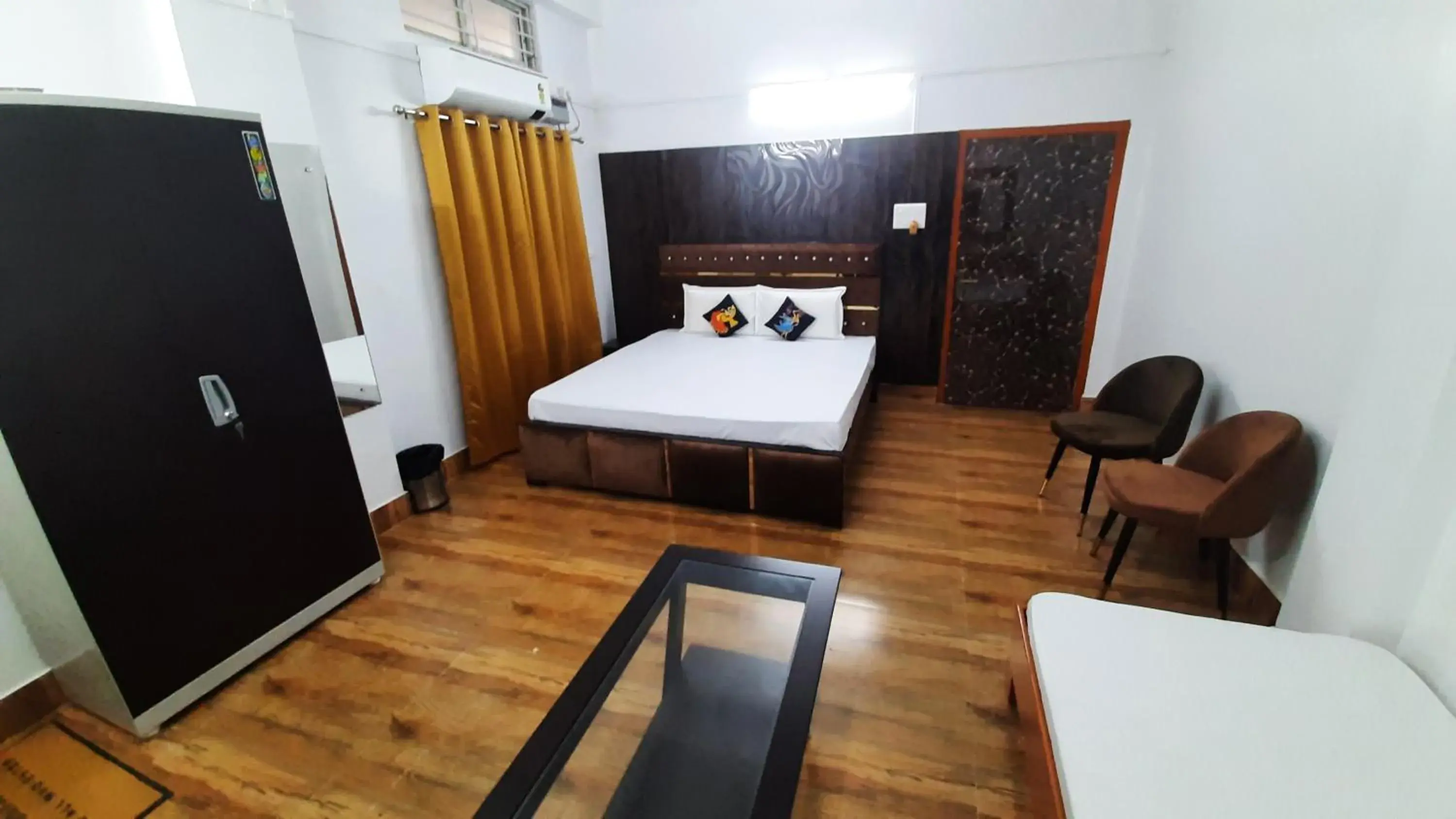 King Room in The PALM SUITES , Incredible India Tourism King Room in The PALM SUITES , Incredible India Tourism