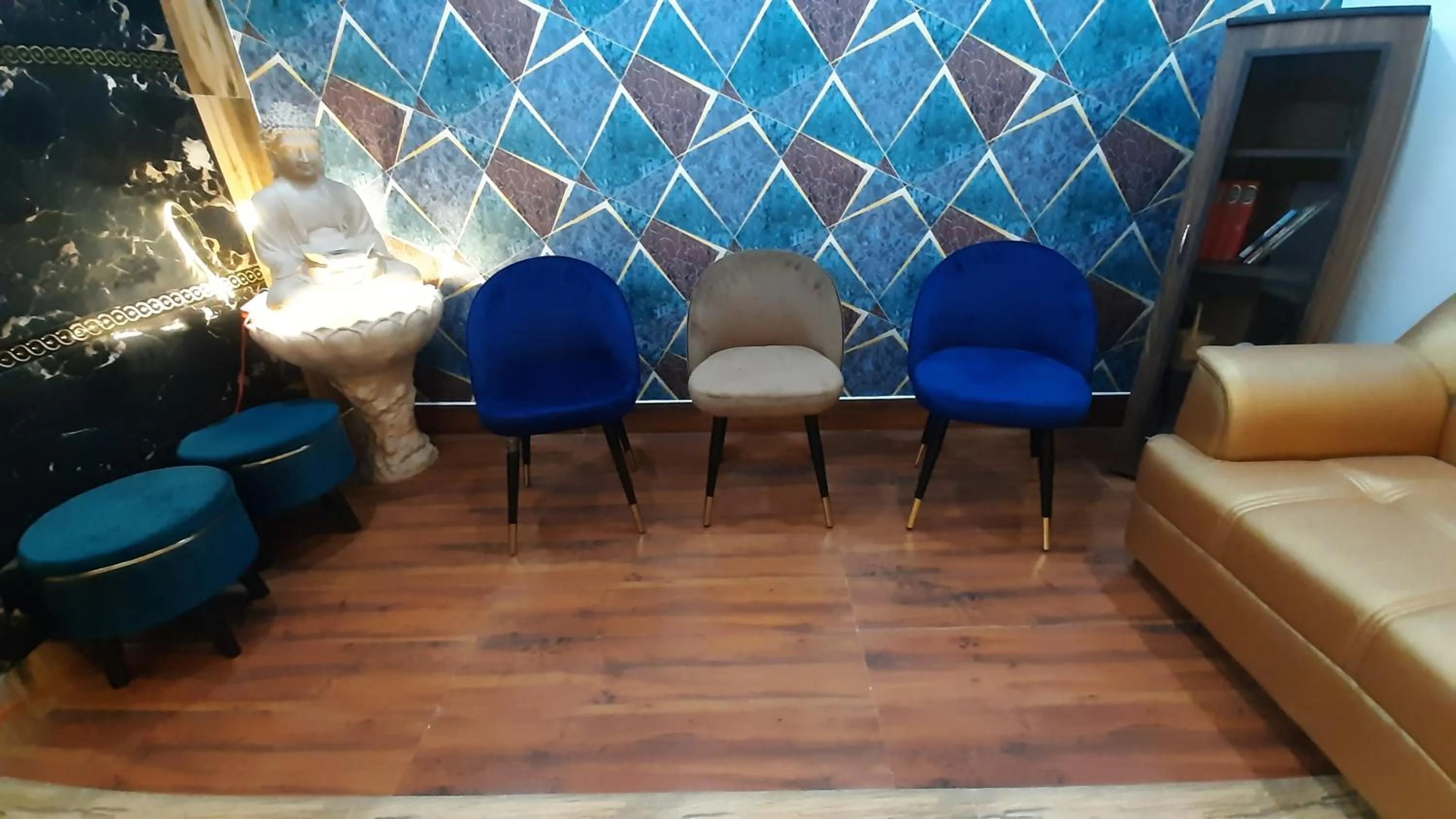 Lobby or reception in The PALM SUITES , Incredible India Tourism