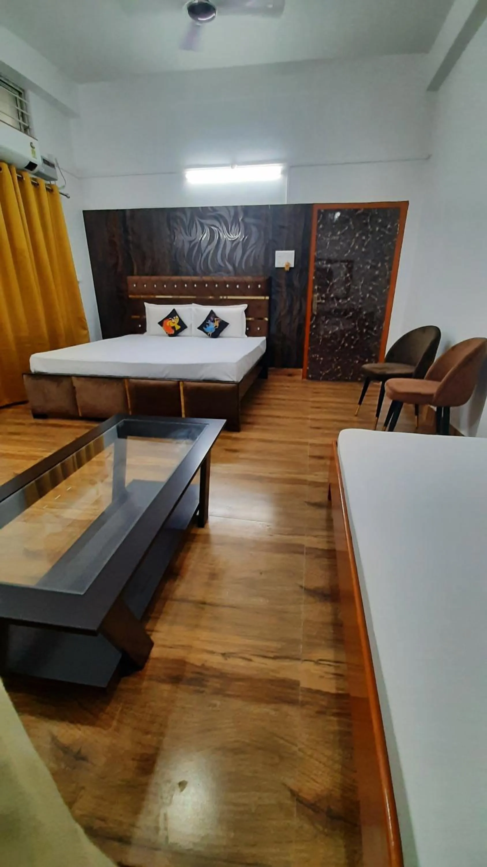 Bed in The PALM SUITES , Incredible India Tourism