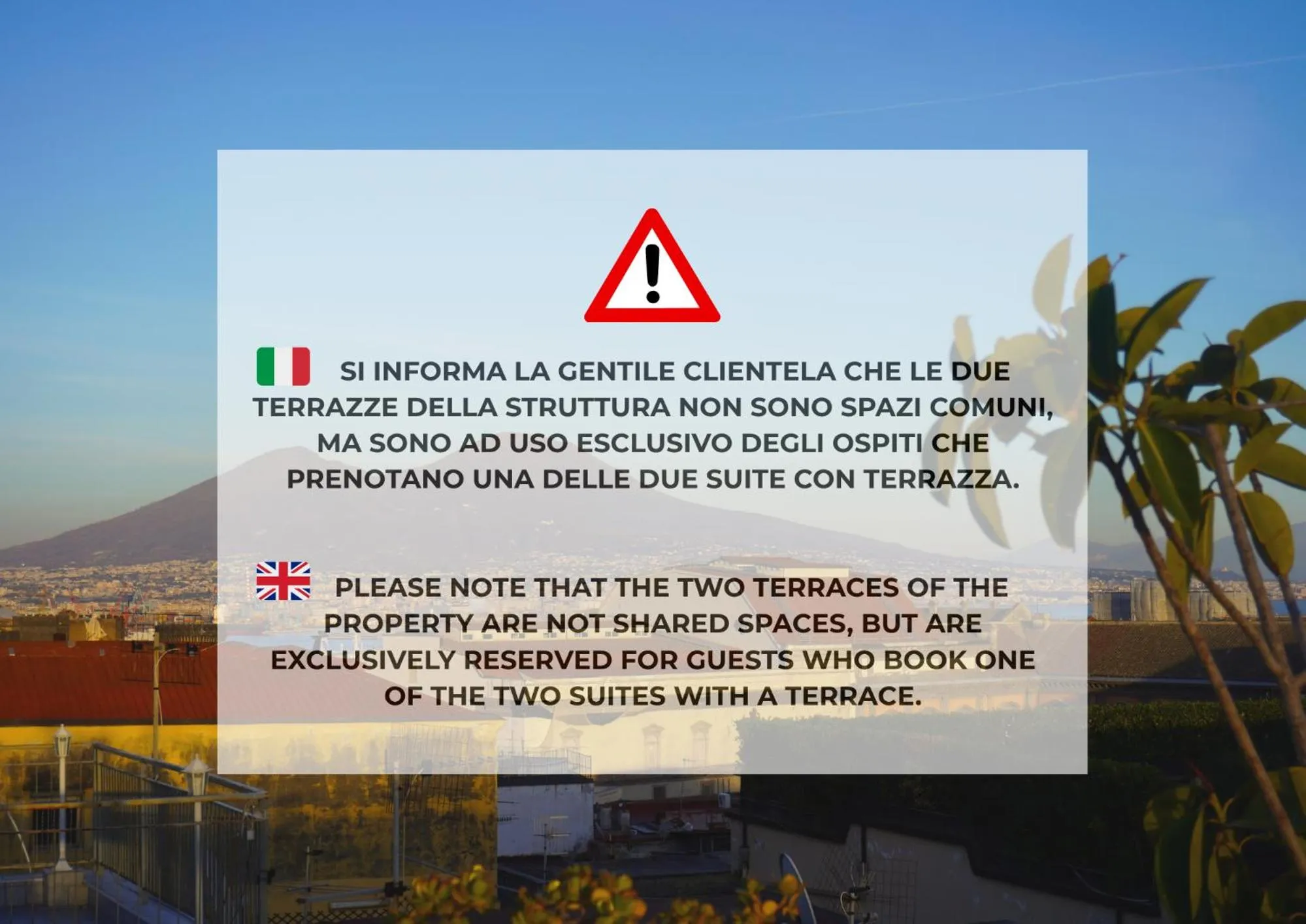 Text overlay in Case Così Apartments - Napoli