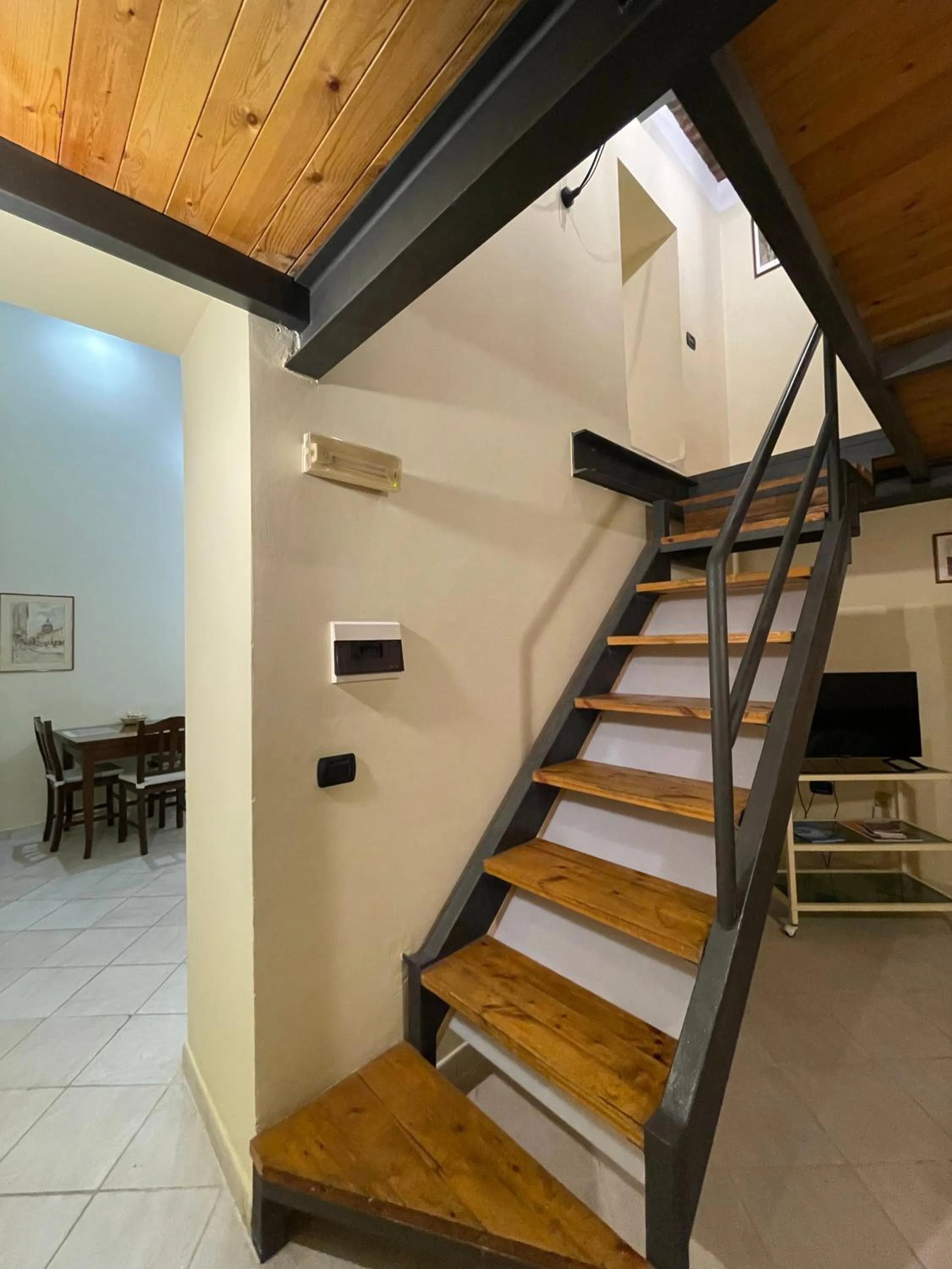 Photo of the whole room in Case Così Apartments - Napoli